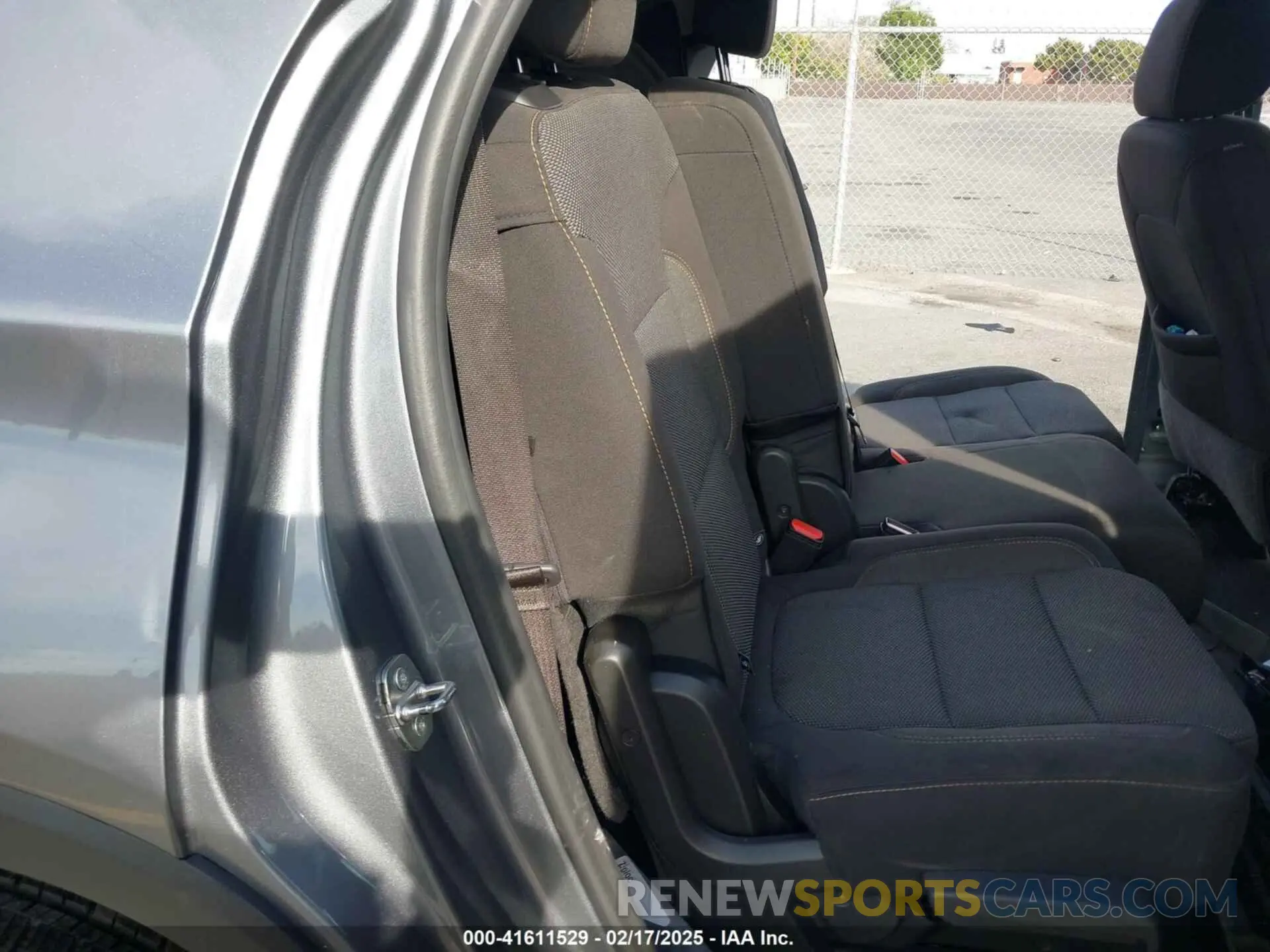 8 Photograph of a damaged car 1GNERFKW1MJ235515 CHEVROLET TRAVERSE 2021