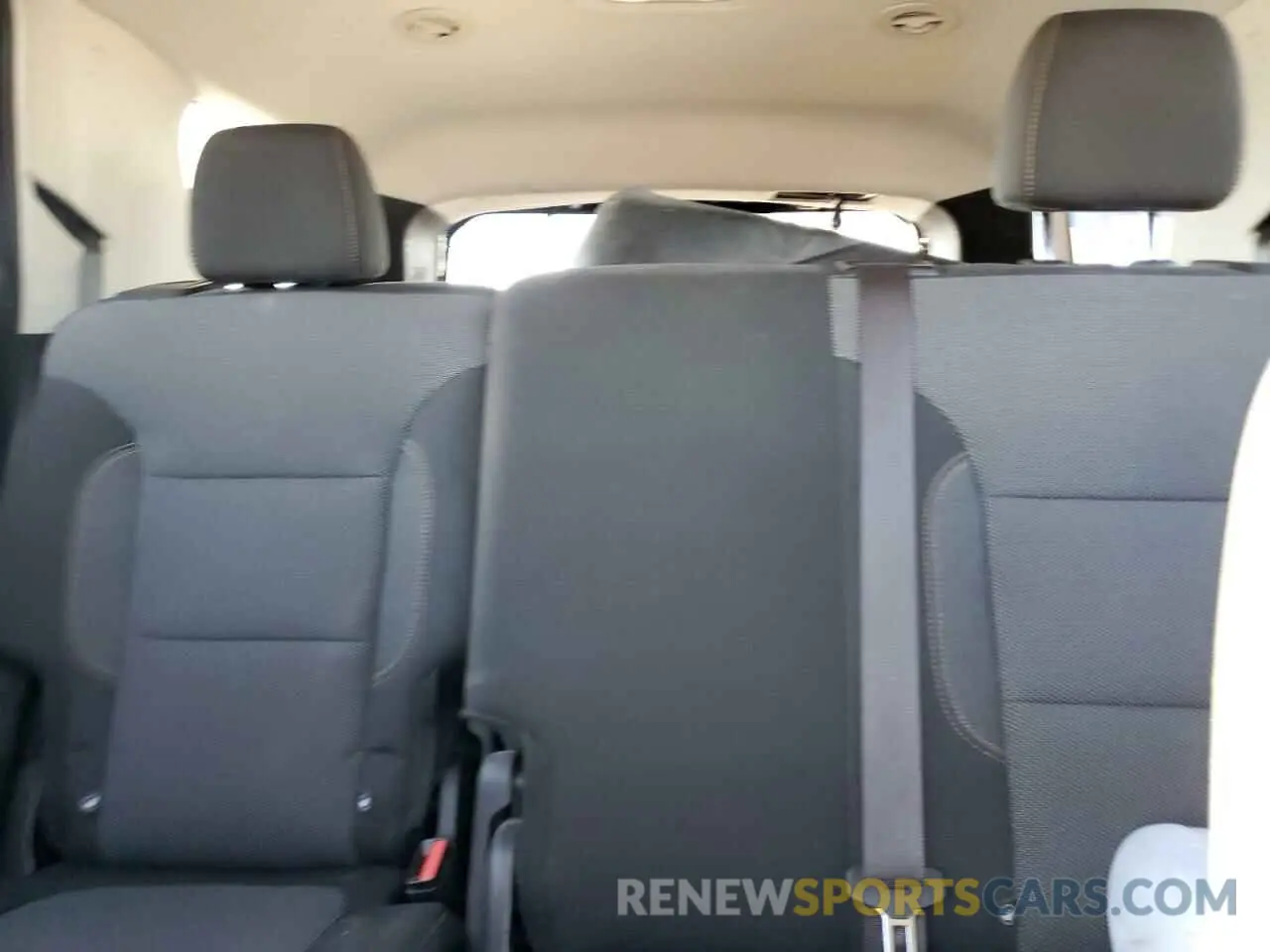 10 Фотография поврежденного автомобиля 1GNERFKW1MJ242660 CHEVROLET TRAVERSE 2021