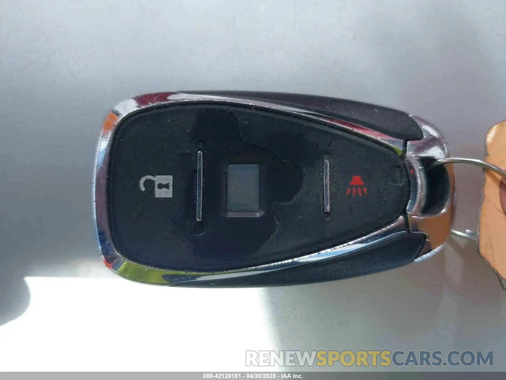 11 Photograph of a damaged car 1GNERFKW2MJ186230 CHEVROLET TRAVERSE 2021