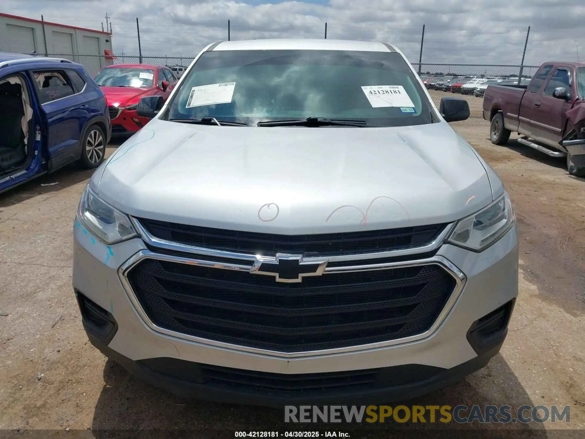 13 Photograph of a damaged car 1GNERFKW2MJ186230 CHEVROLET TRAVERSE 2021