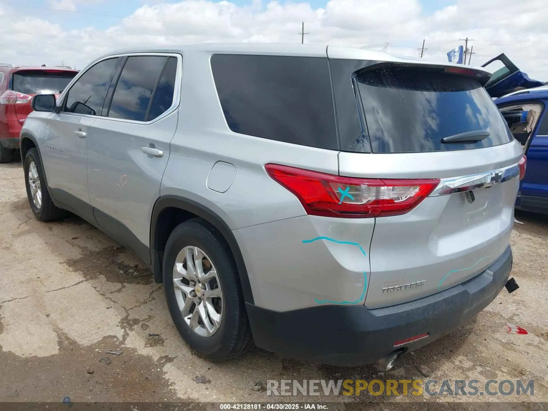3 Photograph of a damaged car 1GNERFKW2MJ186230 CHEVROLET TRAVERSE 2021