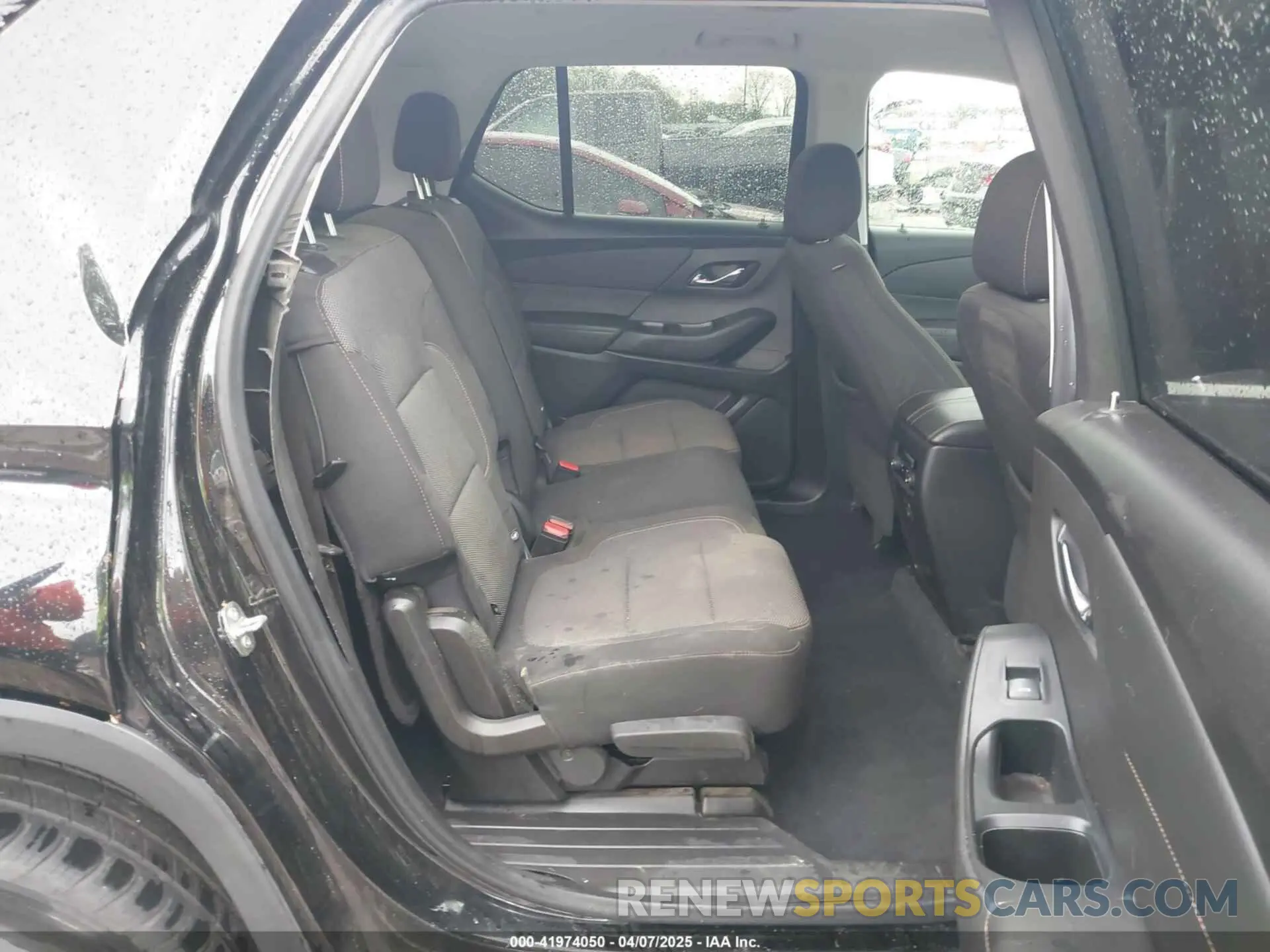 8 Фотография поврежденного автомобиля 1GNERFKW3MJ198757 CHEVROLET TRAVERSE 2021