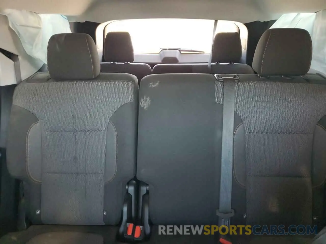 10 Photograph of a damaged car 1GNERFKW4MJ245472 CHEVROLET TRAVERSE 2021