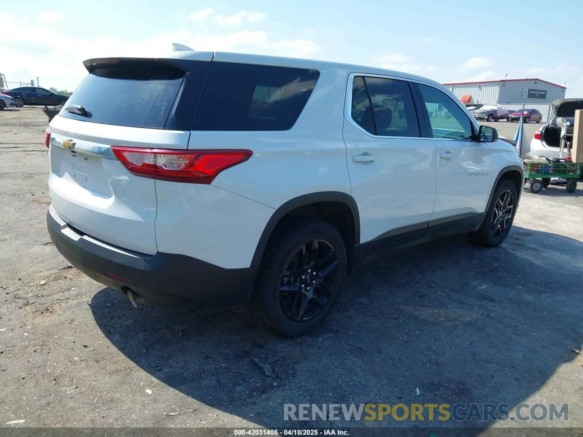 4 Фотография поврежденного автомобиля 1GNERFKW5MJ135241 CHEVROLET TRAVERSE 2021