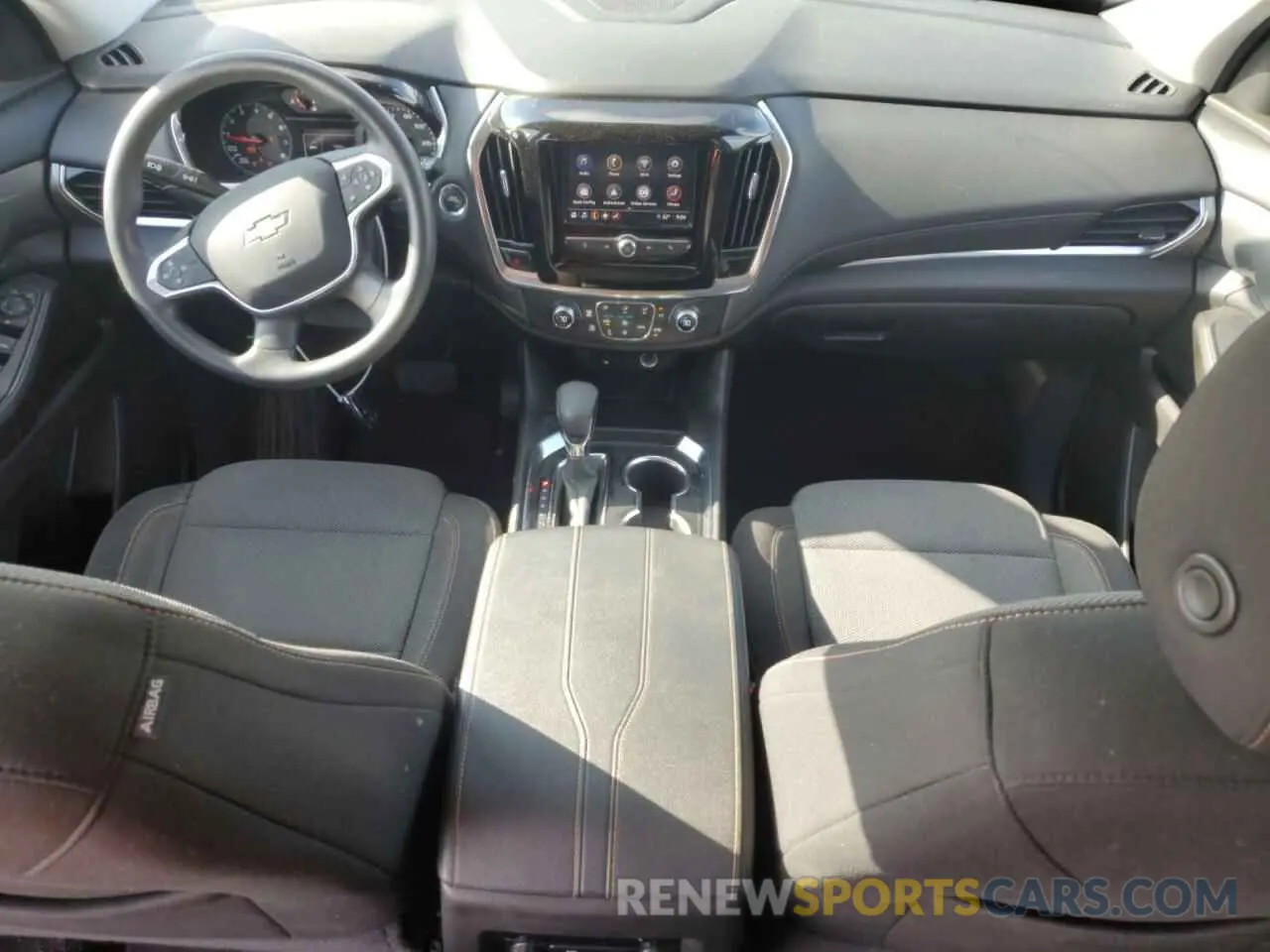 8 Фотография поврежденного автомобиля 1GNERFKW5MJ246582 CHEVROLET TRAVERSE 2021