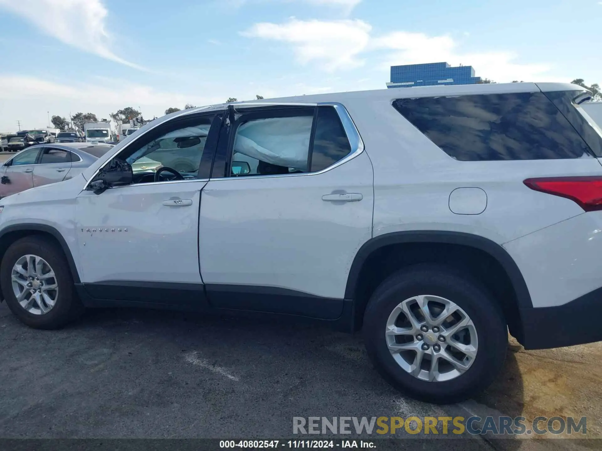 14 Photograph of a damaged car 1GNERFKW5MJ249062 CHEVROLET TRAVERSE 2021