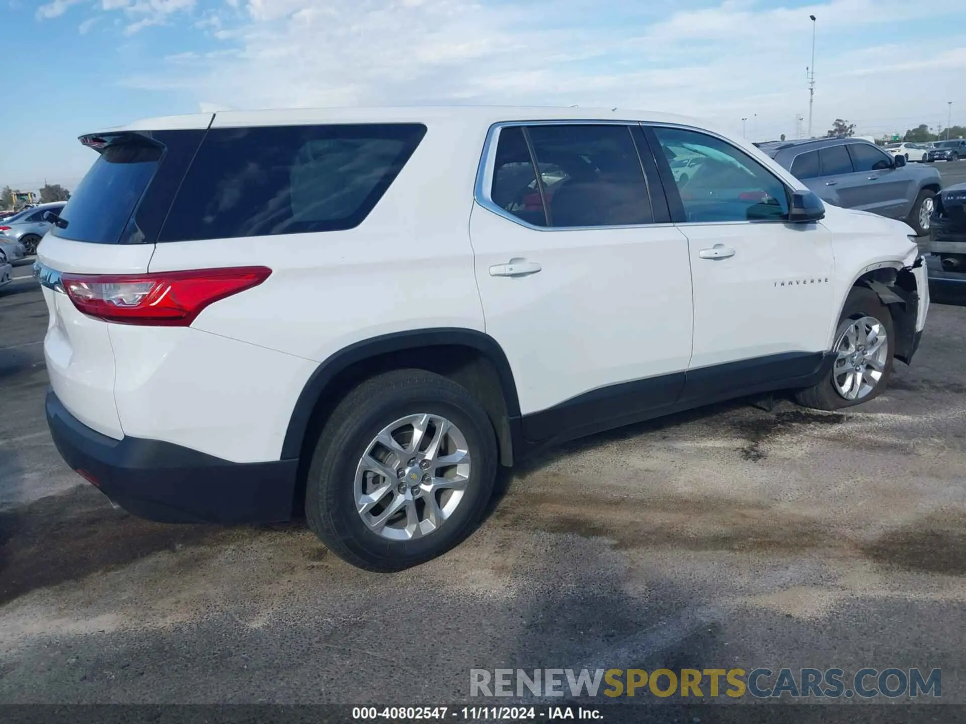 4 Photograph of a damaged car 1GNERFKW5MJ249062 CHEVROLET TRAVERSE 2021