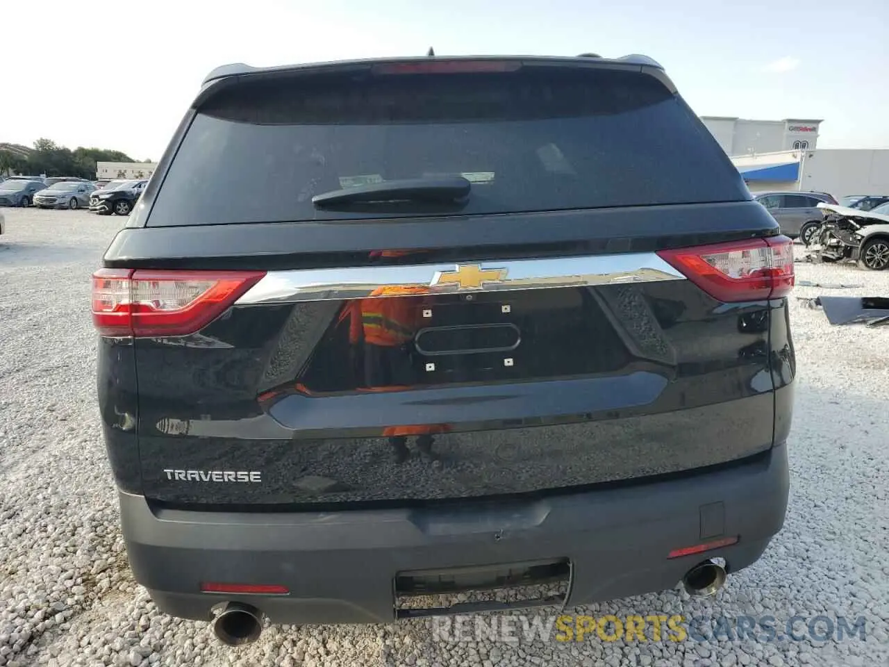 6 Фотография поврежденного автомобиля 1GNERFKW6MJ134101 CHEVROLET TRAVERSE 2021