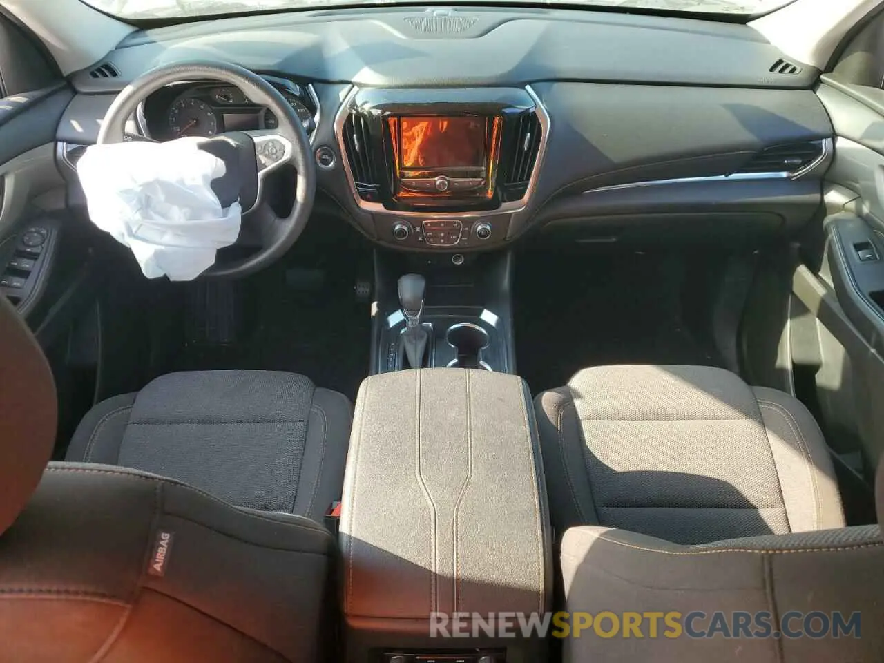 8 Фотография поврежденного автомобиля 1GNERFKW6MJ134101 CHEVROLET TRAVERSE 2021