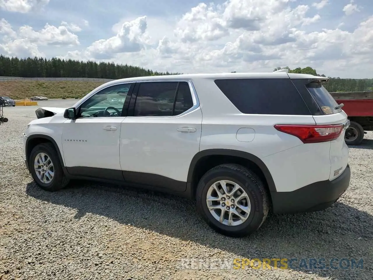 2 Photograph of a damaged car 1GNERFKW6MJ135040 CHEVROLET TRAVERSE 2021