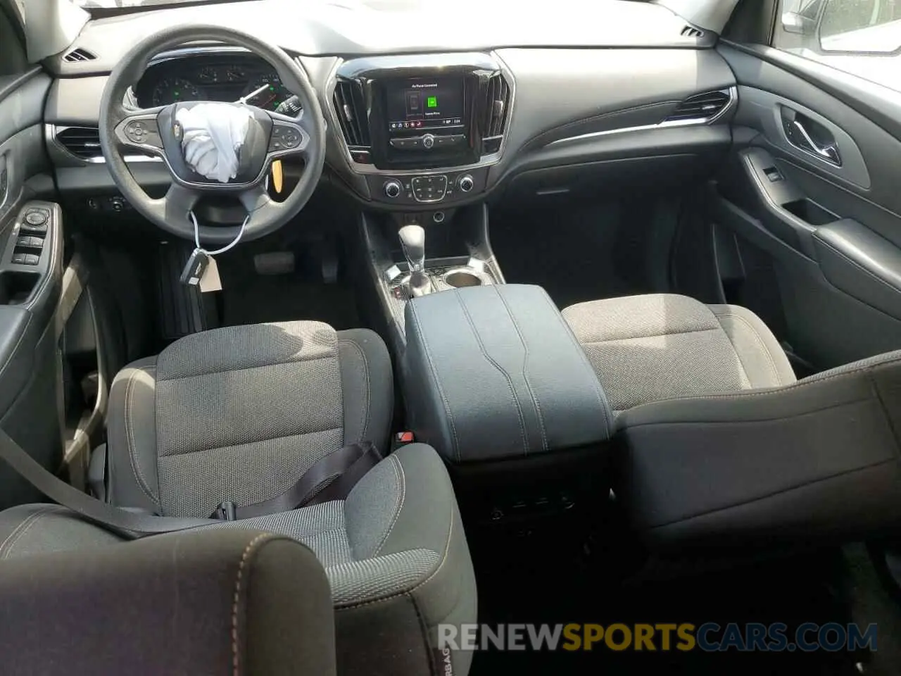 8 Photograph of a damaged car 1GNERFKW6MJ135040 CHEVROLET TRAVERSE 2021