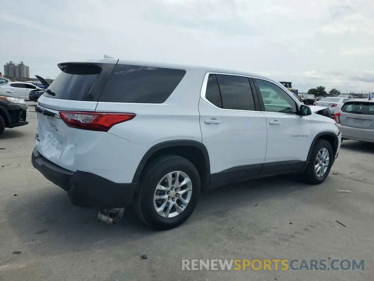 3 Photograph of a damaged car 1GNERFKW6MJ164585 CHEVROLET TRAVERSE 2021