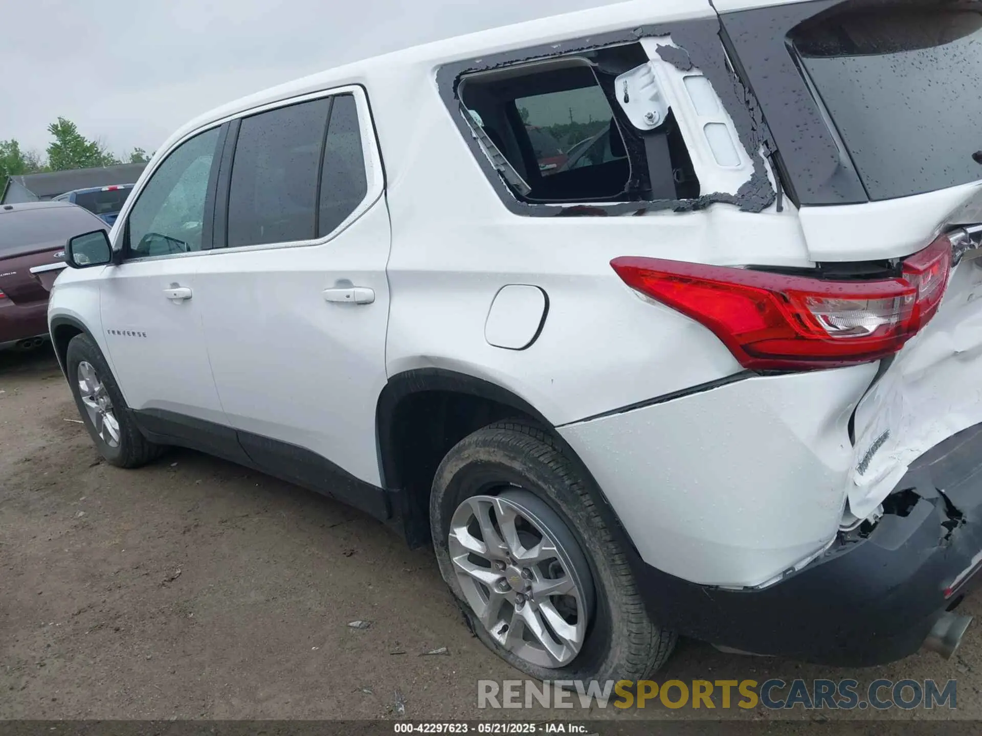 14 Фотография поврежденного автомобиля 1GNERFKW8MJ139381 CHEVROLET TRAVERSE 2021