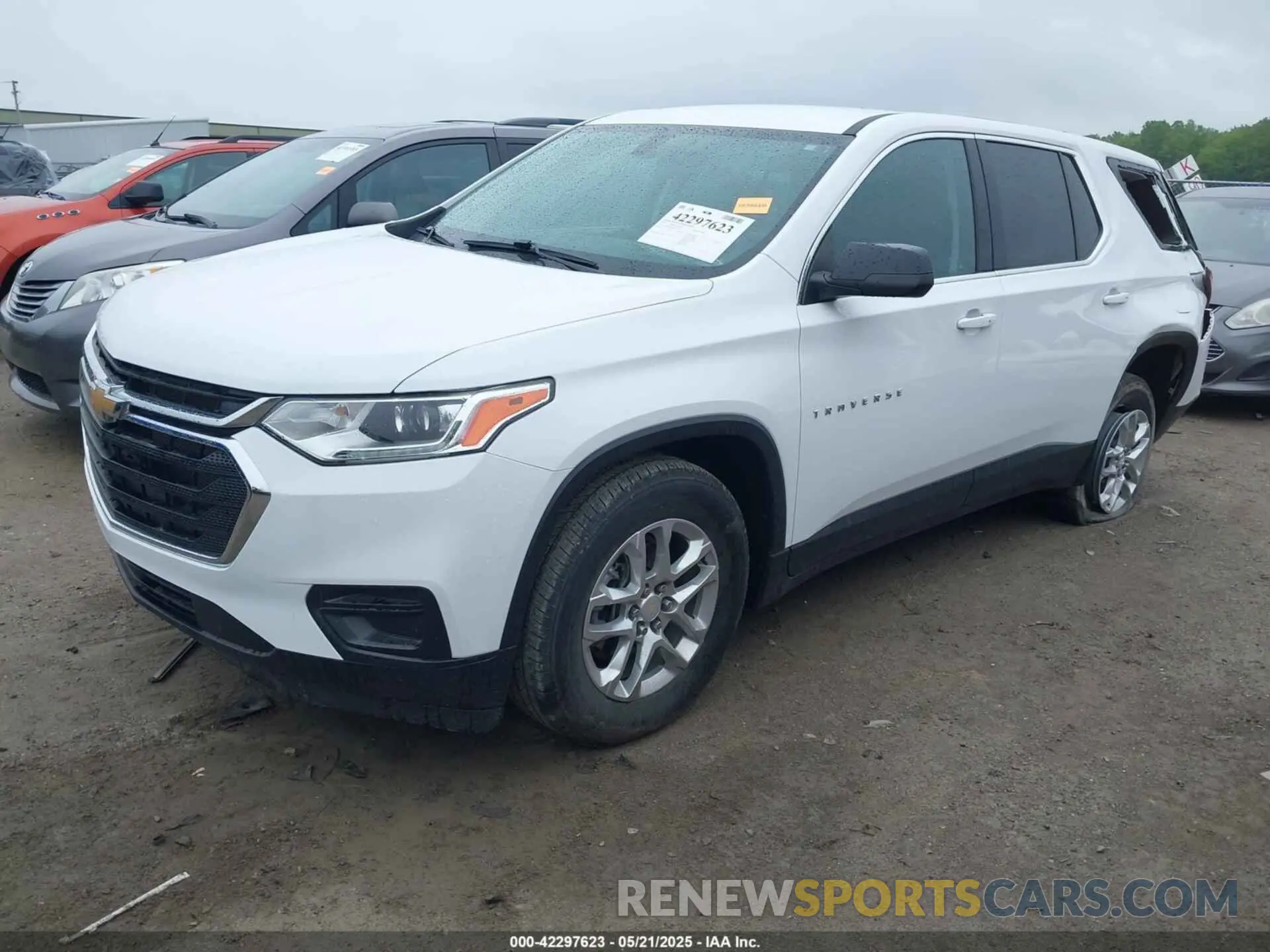 2 Фотография поврежденного автомобиля 1GNERFKW8MJ139381 CHEVROLET TRAVERSE 2021