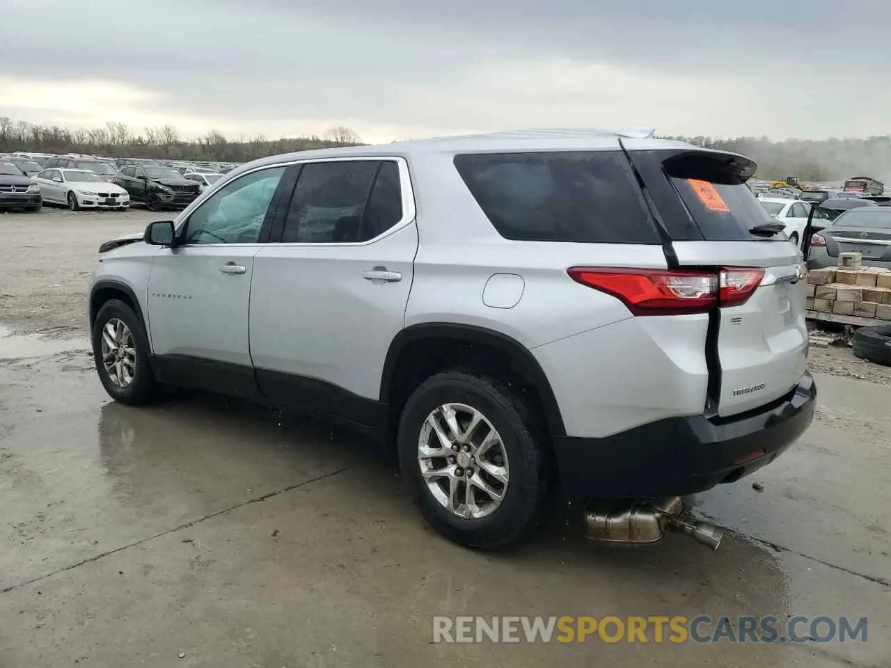 2 Фотография поврежденного автомобиля 1GNERFKW8MJ250965 CHEVROLET TRAVERSE 2021