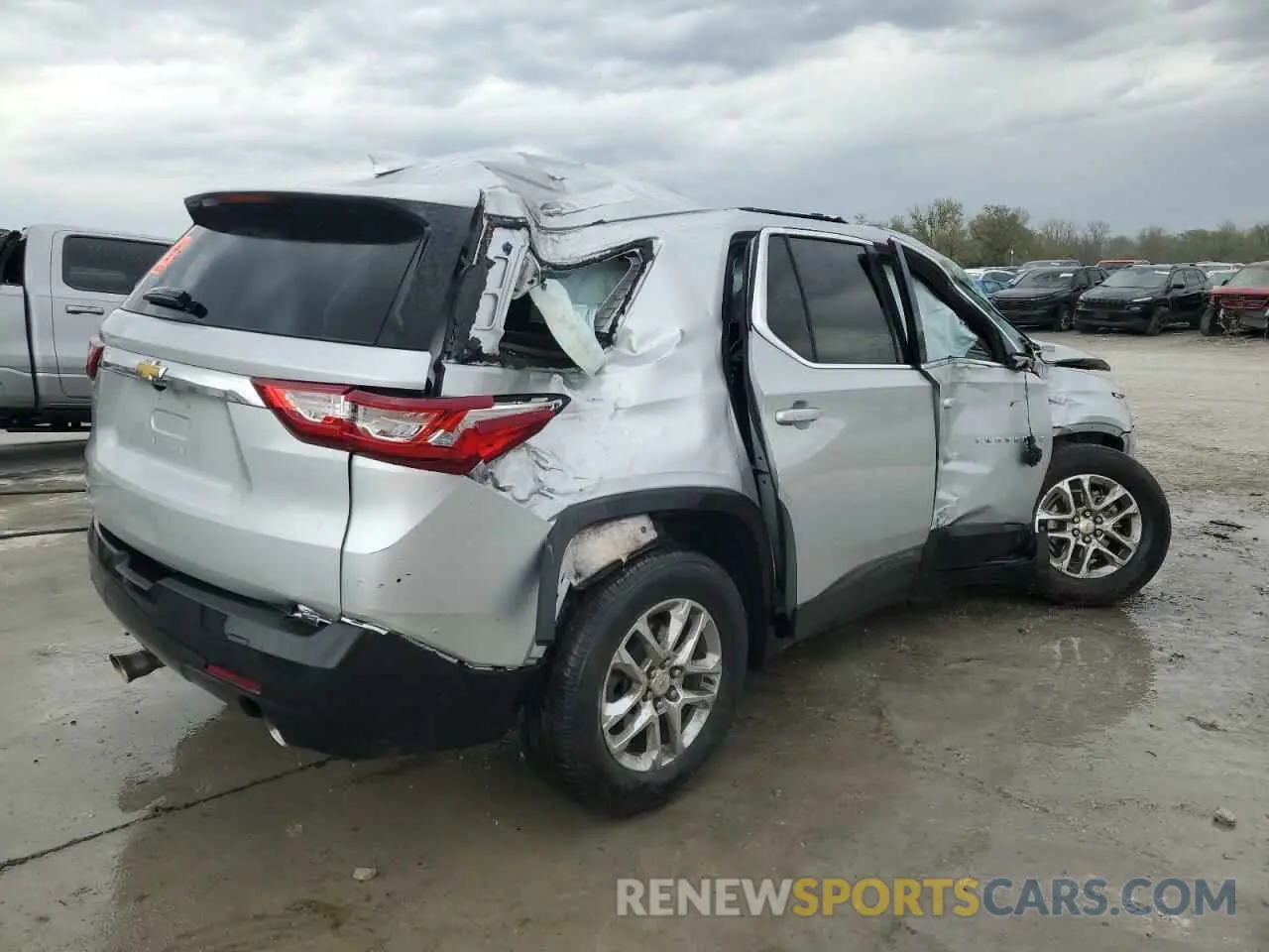 3 Фотография поврежденного автомобиля 1GNERFKW8MJ250965 CHEVROLET TRAVERSE 2021
