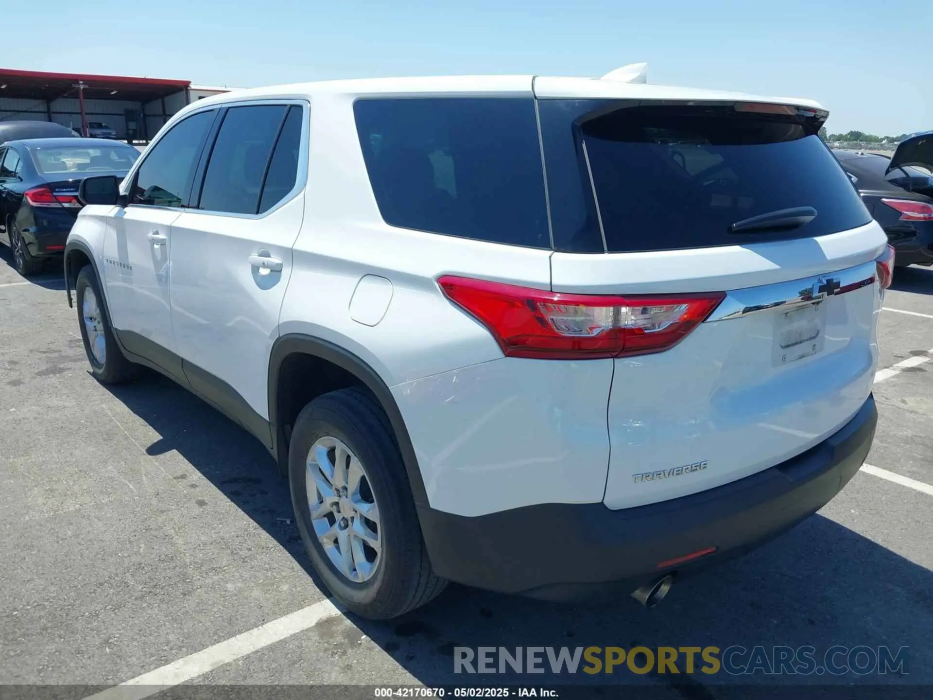 3 Photograph of a damaged car 1GNERFKW8MJ266373 CHEVROLET TRAVERSE 2021