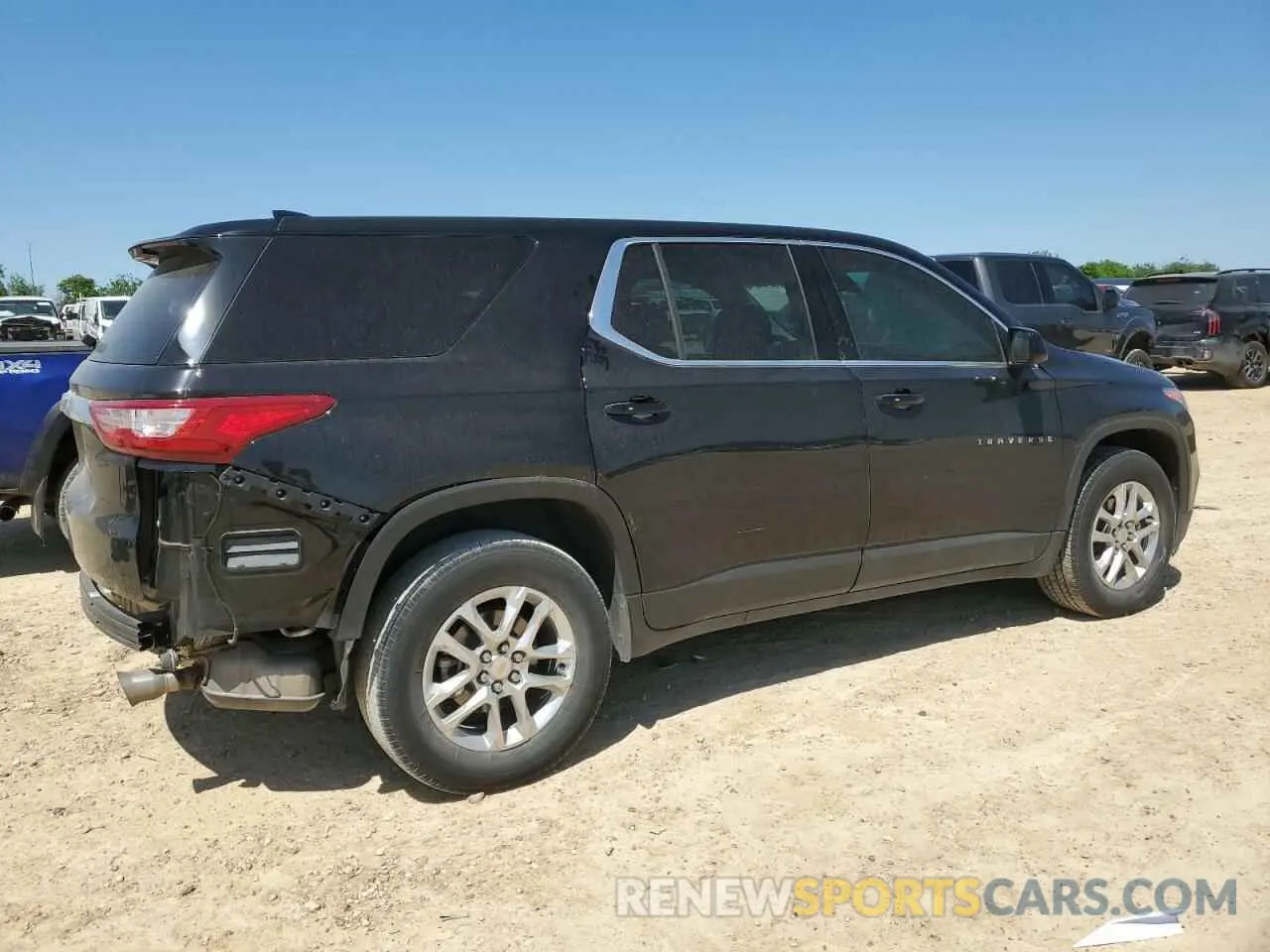 3 Фотография поврежденного автомобиля 1GNERFKWXMJ108908 CHEVROLET TRAVERSE 2021