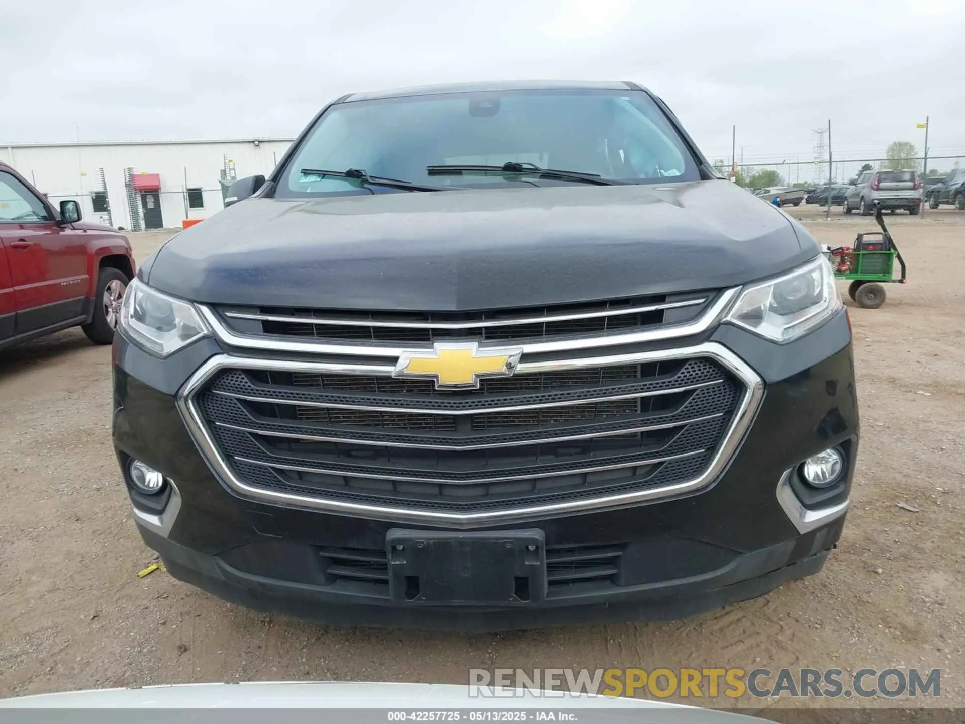 11 Photograph of a damaged car 1GNERGKW0MJ205864 CHEVROLET TRAVERSE 2021