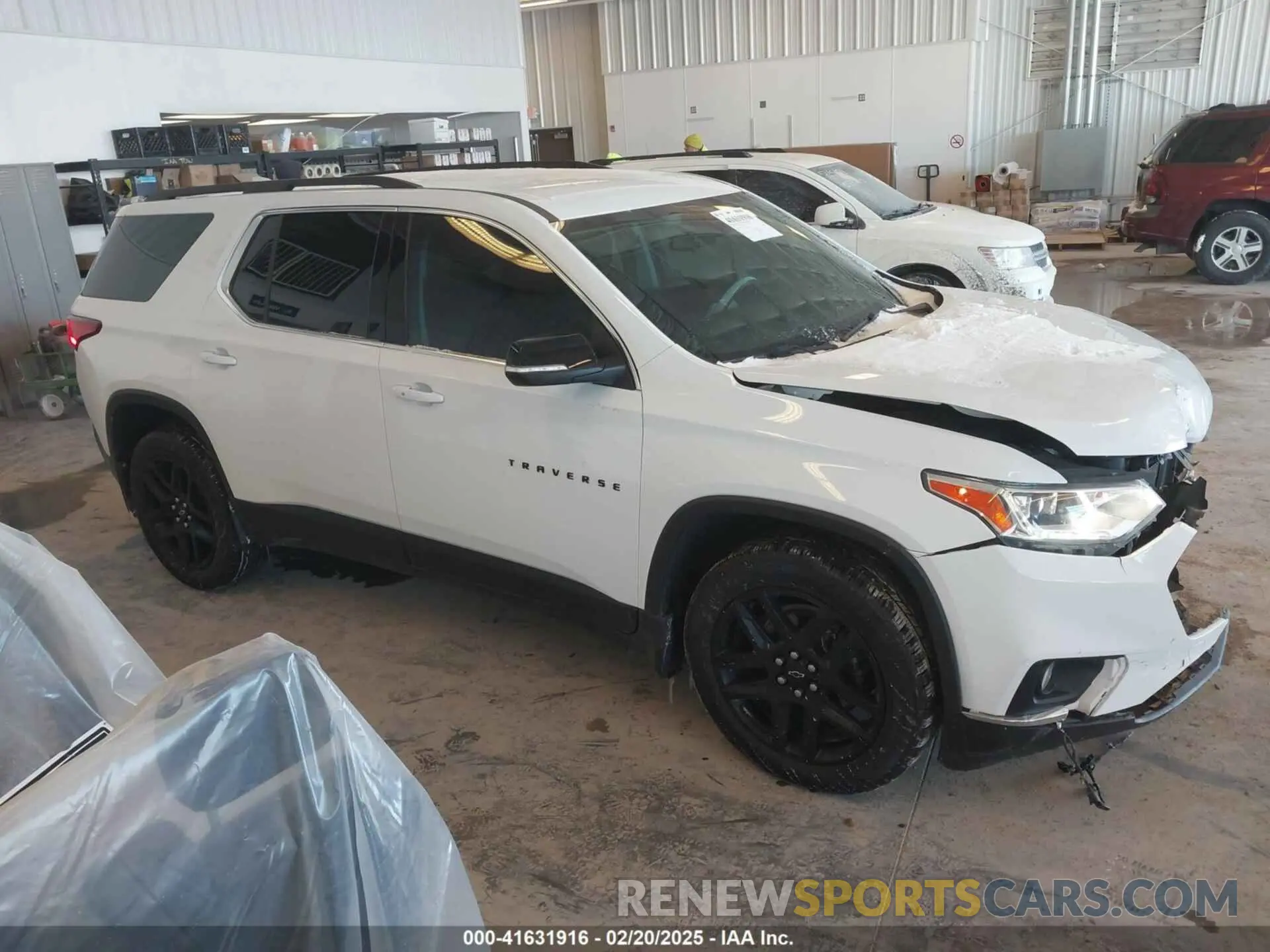 1 Фотография поврежденного автомобиля 1GNERGKW1MJ114781 CHEVROLET TRAVERSE 2021