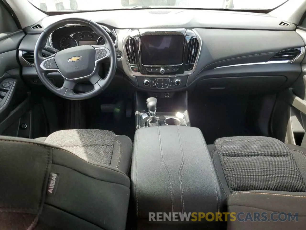 8 Фотография поврежденного автомобиля 1GNERGKW1MJ127191 CHEVROLET TRAVERSE 2021
