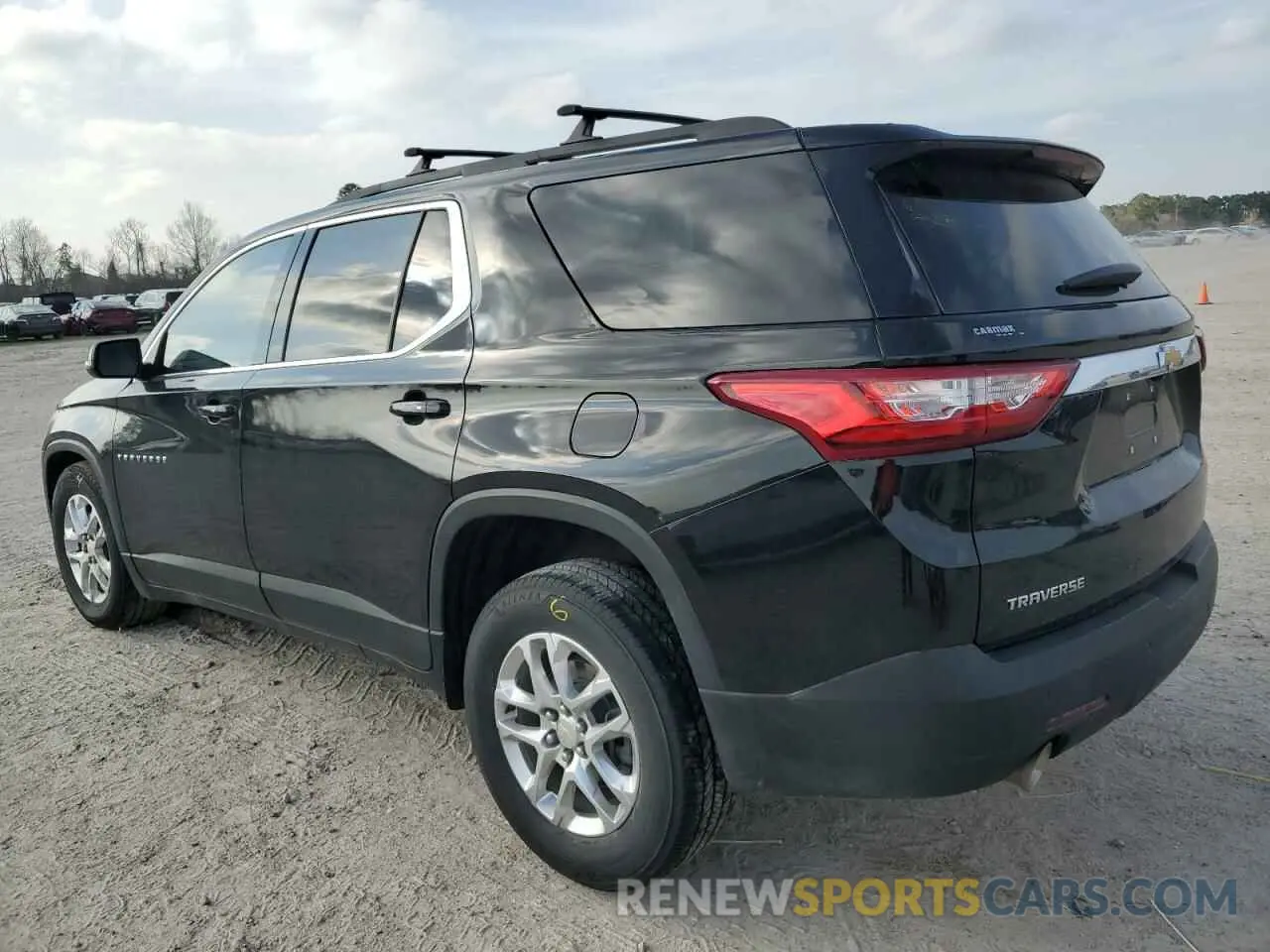 2 Photograph of a damaged car 1GNERGKW1MJ252210 CHEVROLET TRAVERSE 2021