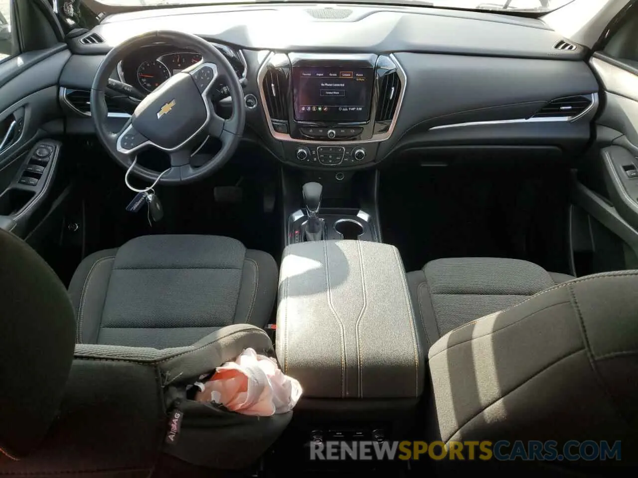 8 Photograph of a damaged car 1GNERGKW1MJ252210 CHEVROLET TRAVERSE 2021