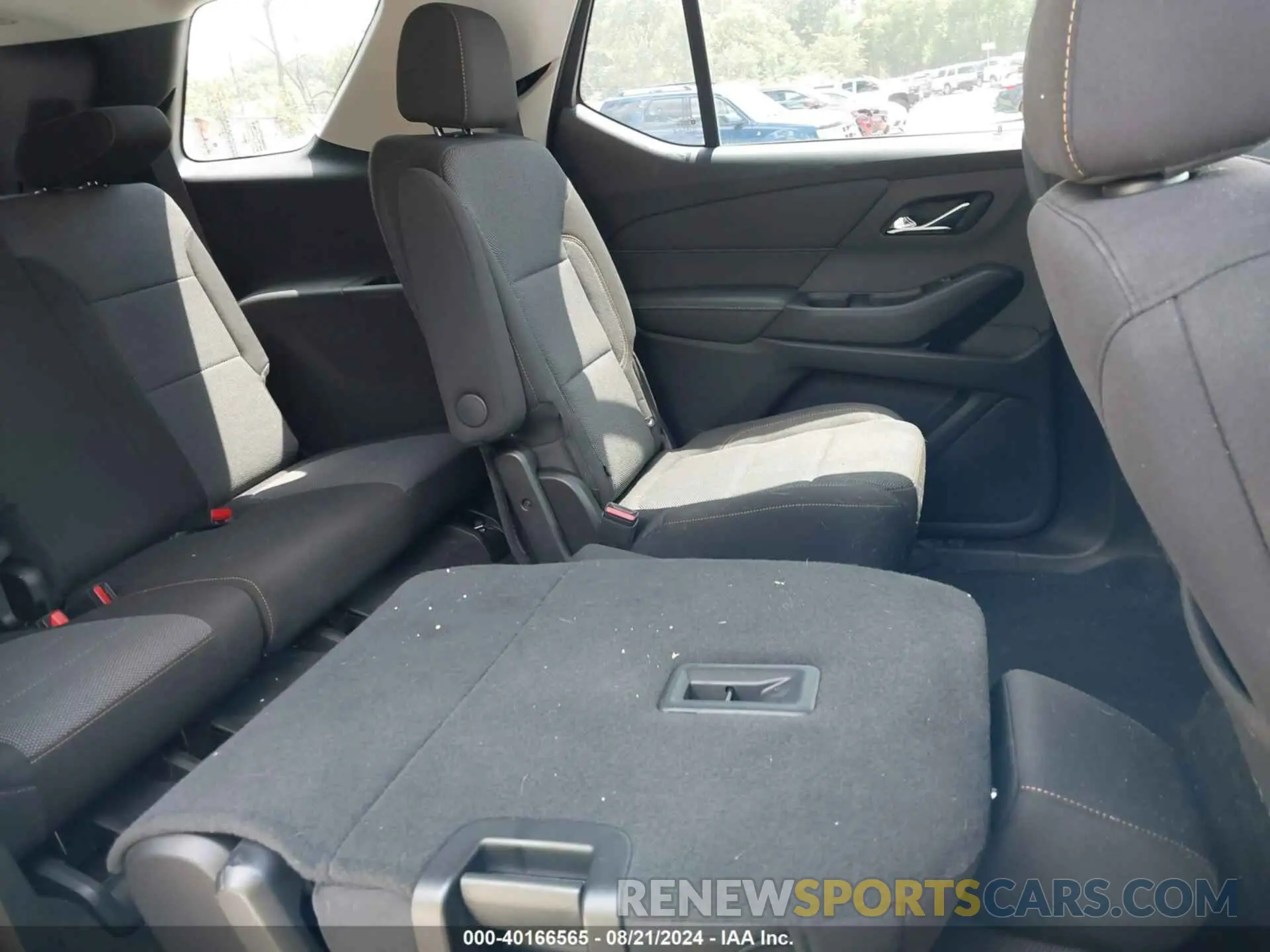 8 Фотография поврежденного автомобиля 1GNERGKW1MJ270576 CHEVROLET TRAVERSE 2021