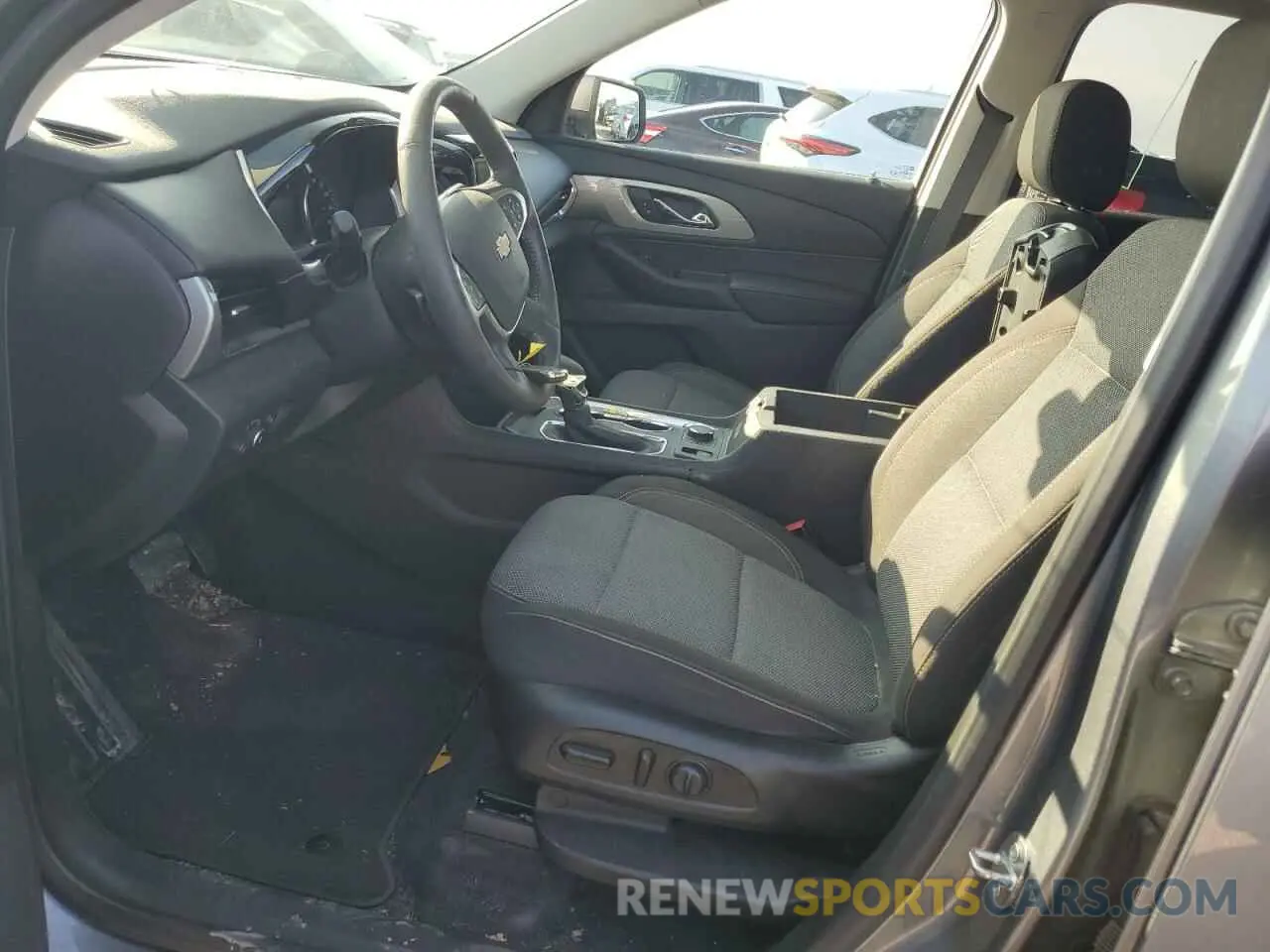 7 Photograph of a damaged car 1GNERGKW2MJ164962 CHEVROLET TRAVERSE 2021