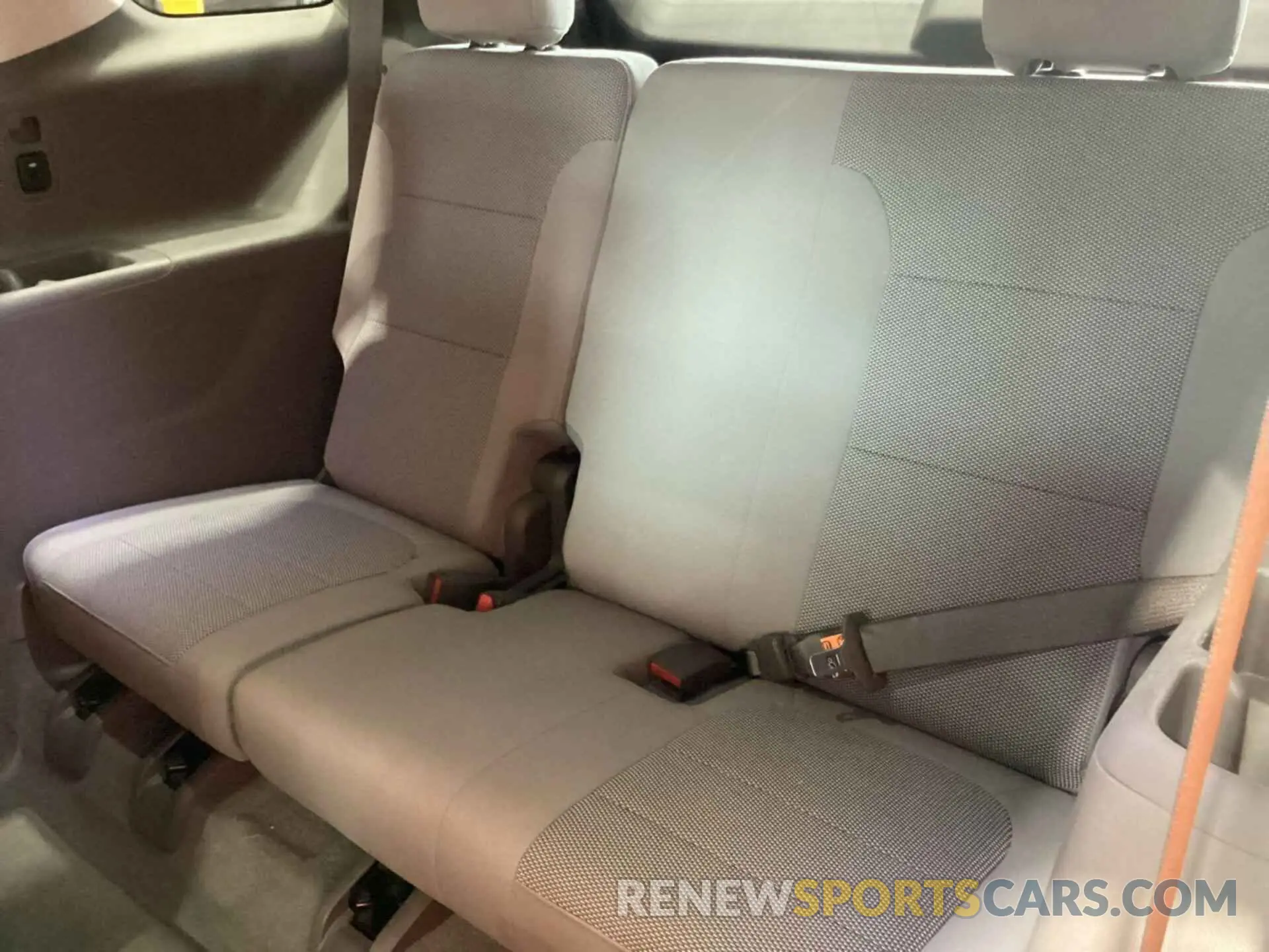 39 Фотография поврежденного автомобиля 1GNERGKW3MJ163142 CHEVROLET TRAVERSE 2021