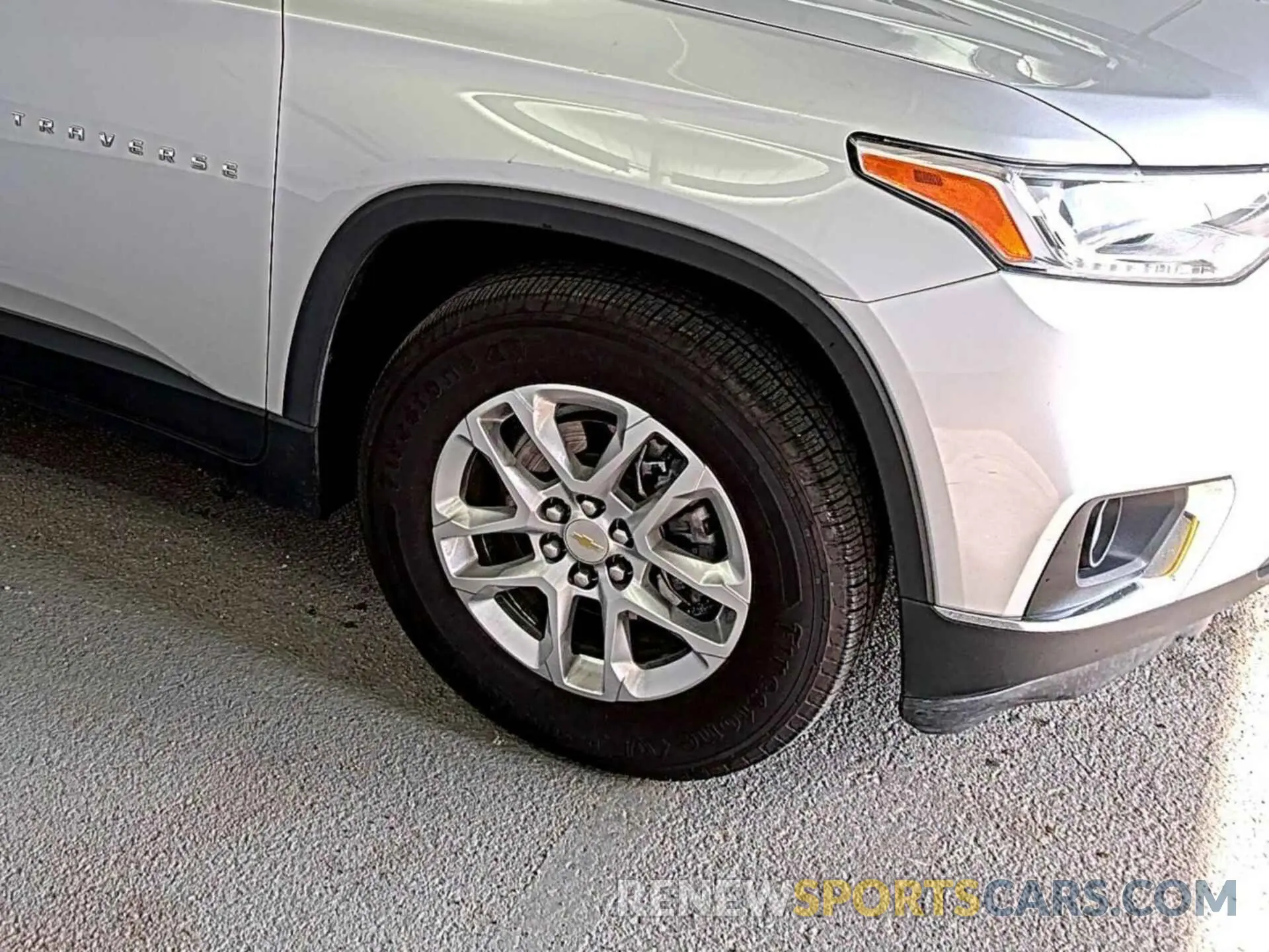 4 Фотография поврежденного автомобиля 1GNERGKW3MJ163142 CHEVROLET TRAVERSE 2021