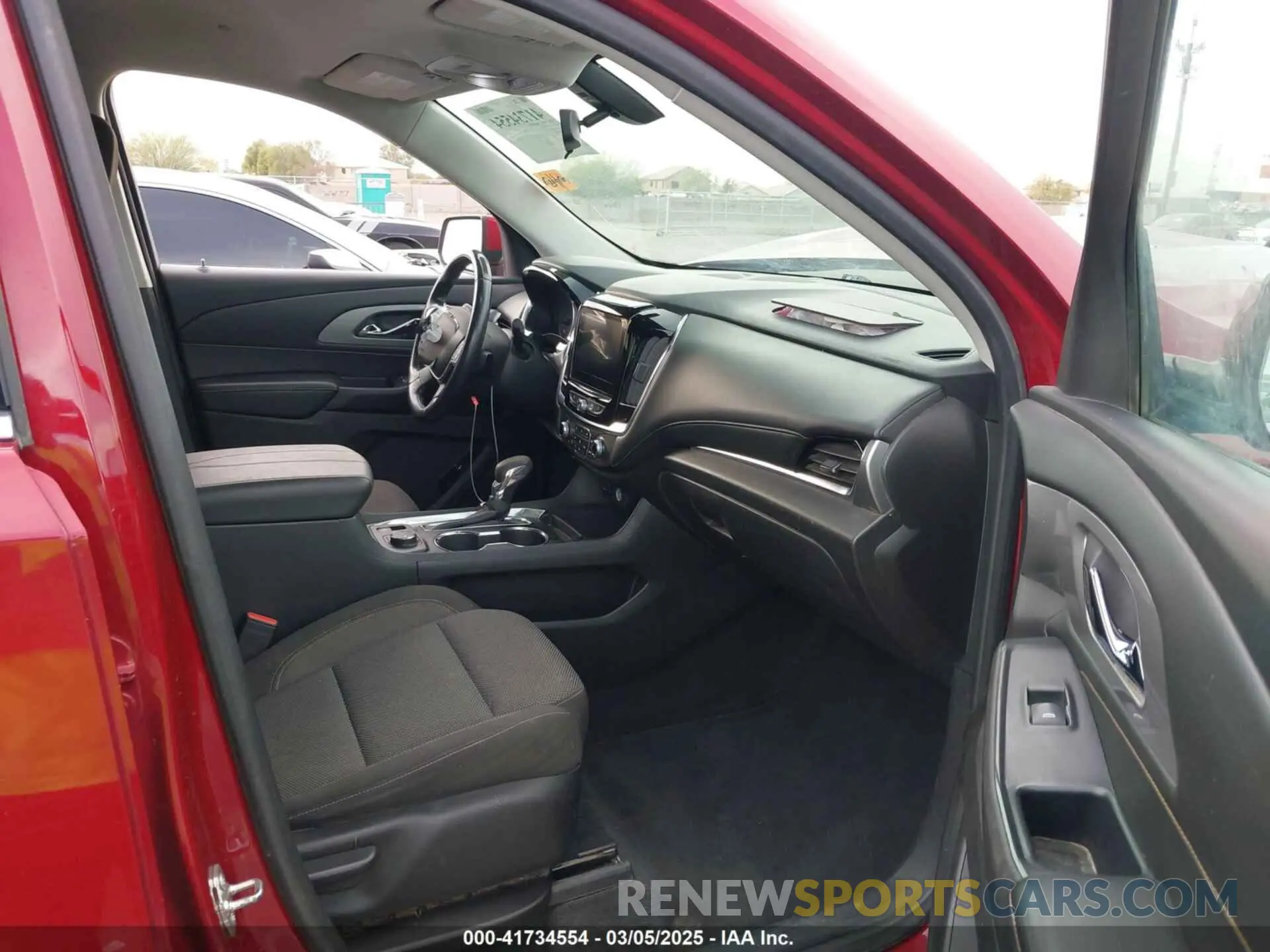 5 Фотография поврежденного автомобиля 1GNERGKW3MJ175324 CHEVROLET TRAVERSE 2021