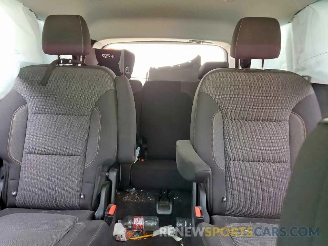 10 Photograph of a damaged car 1GNERGKW4MJ132546 CHEVROLET TRAVERSE 2021