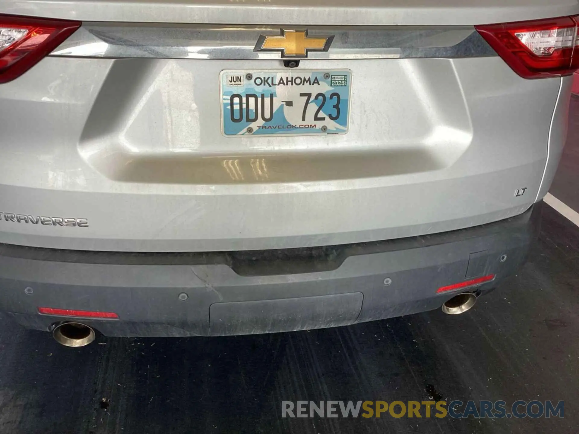 24 Photograph of a damaged car 1GNERGKW4MJ181360 CHEVROLET TRAVERSE 2021