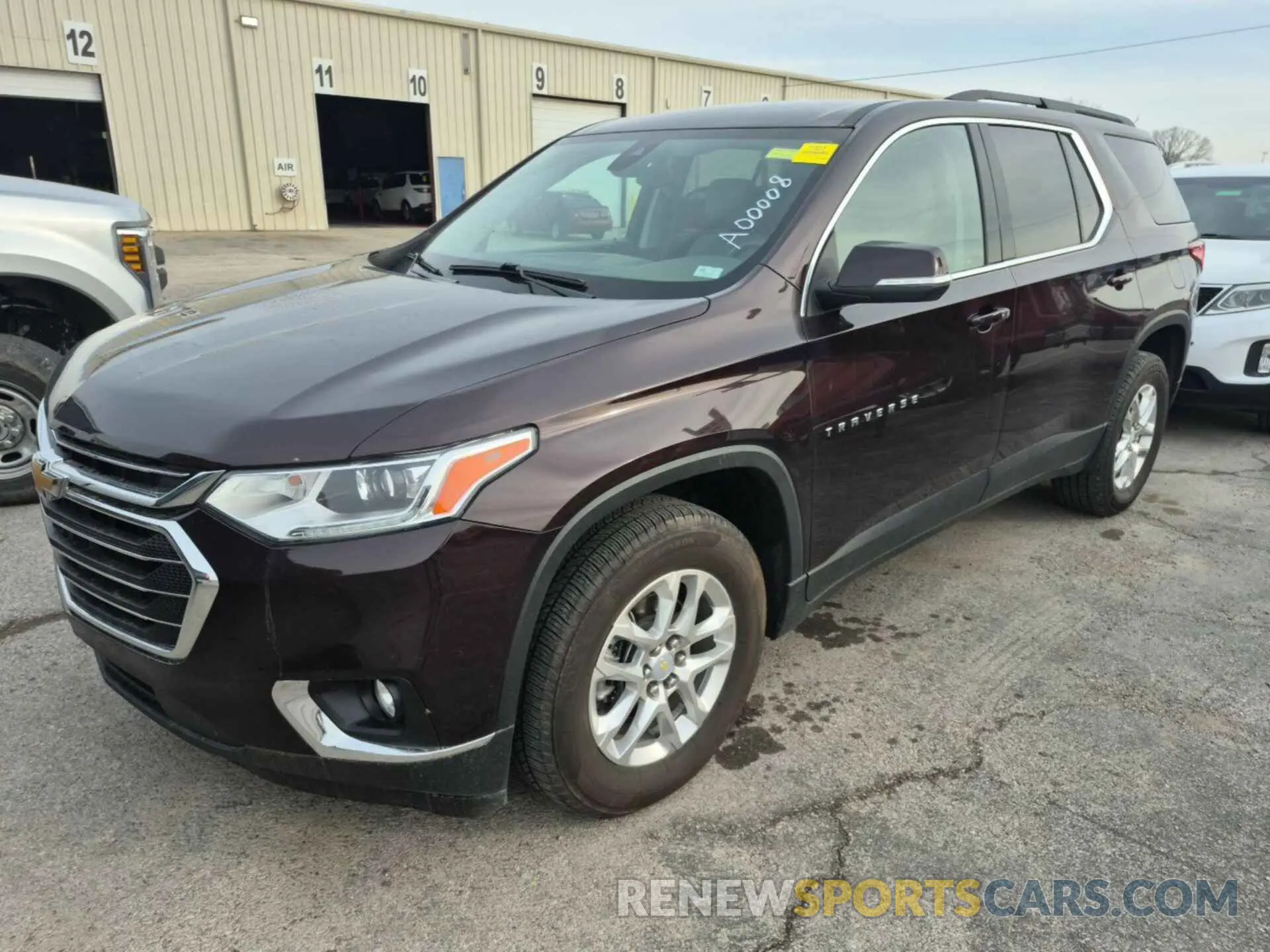 16 Photograph of a damaged car 1GNERGKW4MJ184534 CHEVROLET TRAVERSE 2021