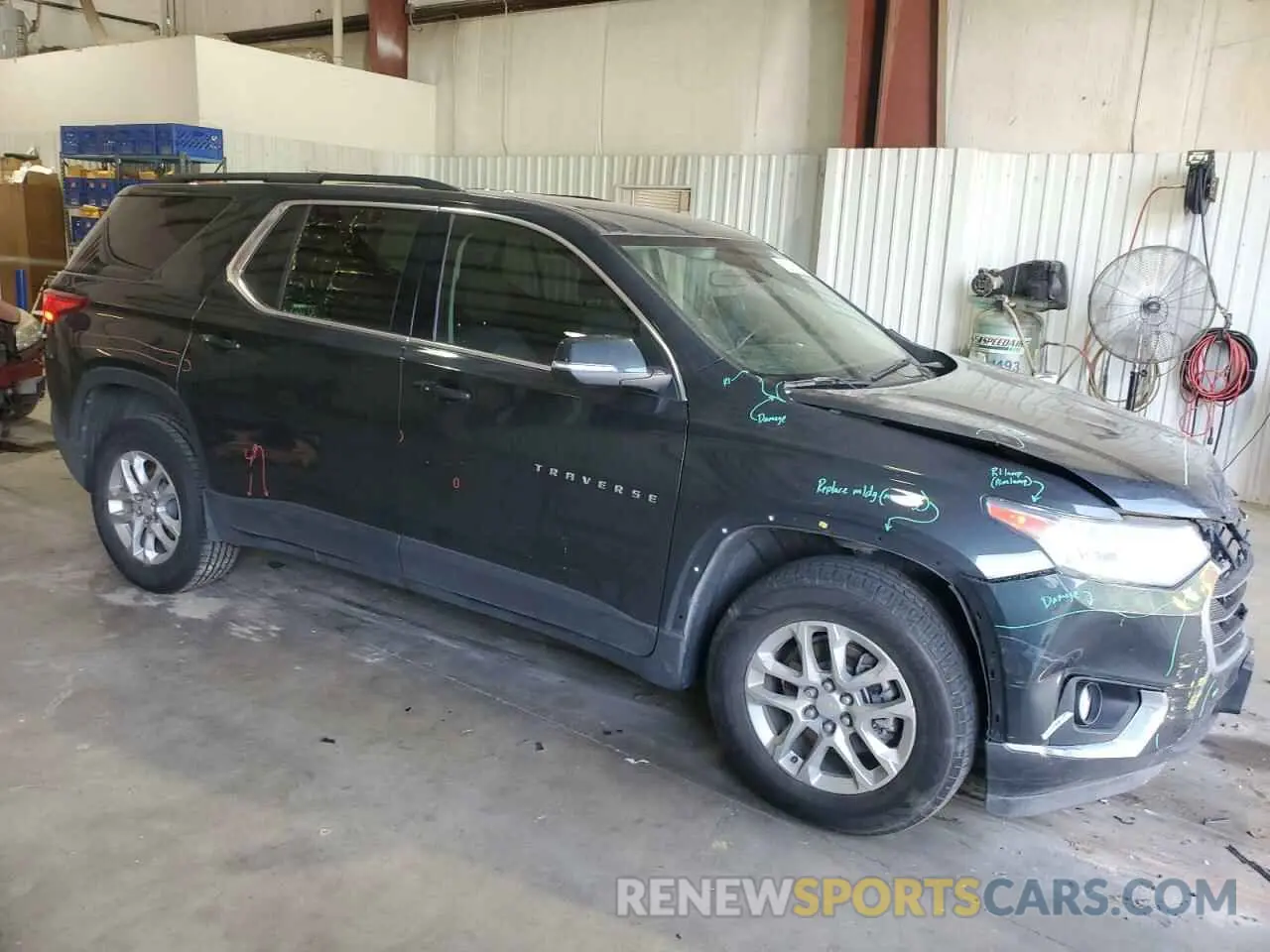 4 Photograph of a damaged car 1GNERGKW6MJ156959 CHEVROLET TRAVERSE 2021