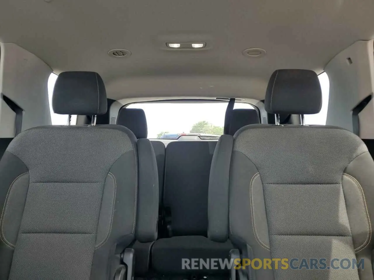 10 Фотография поврежденного автомобиля 1GNERGKW8MJ134851 CHEVROLET TRAVERSE 2021