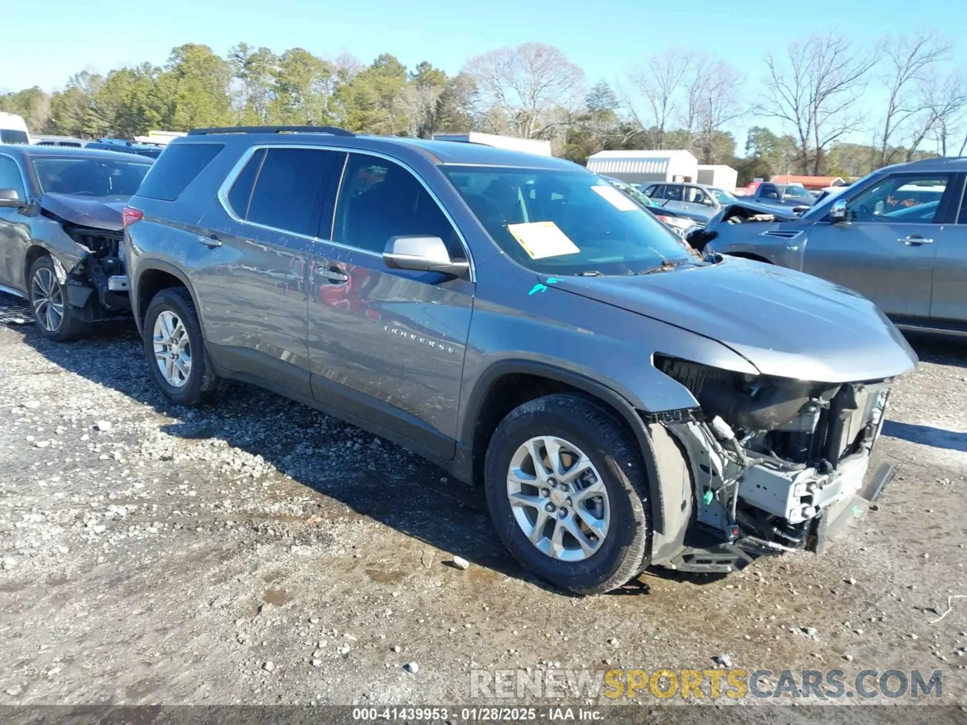 1 Photograph of a damaged car 1GNERGKW9MJ210996 CHEVROLET TRAVERSE 2021