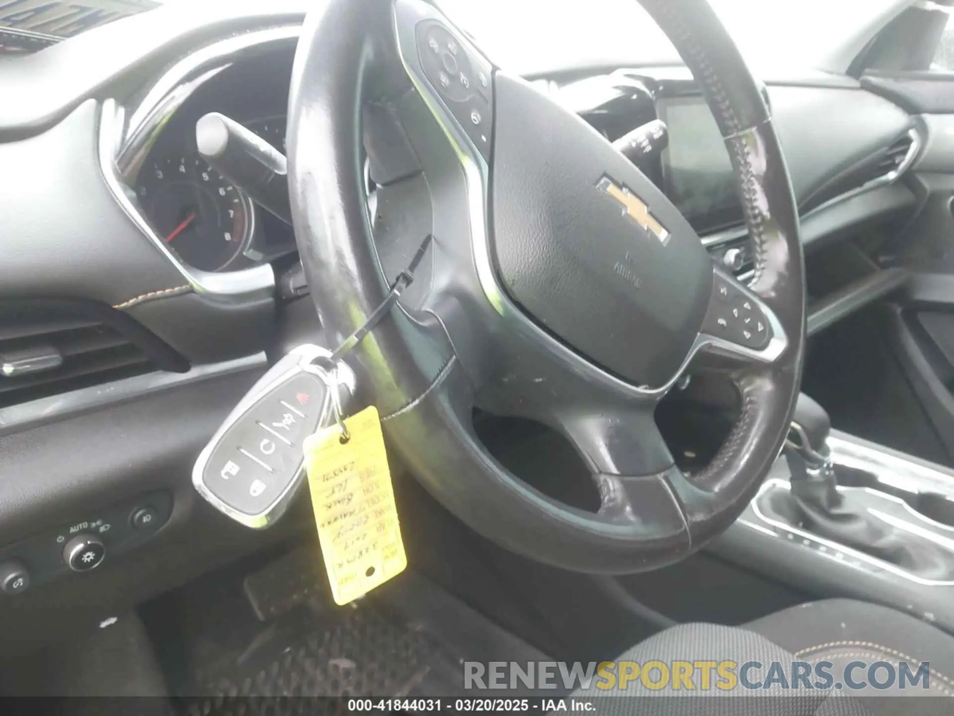 11 Photograph of a damaged car 1GNERGKW9MJ234571 CHEVROLET TRAVERSE 2021