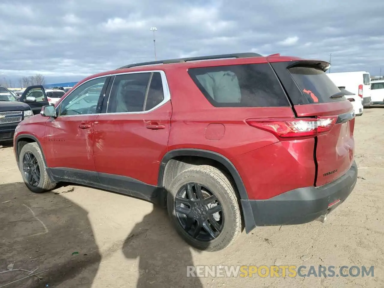 2 Photograph of a damaged car 1GNERGKW9MJ238085 CHEVROLET TRAVERSE 2021