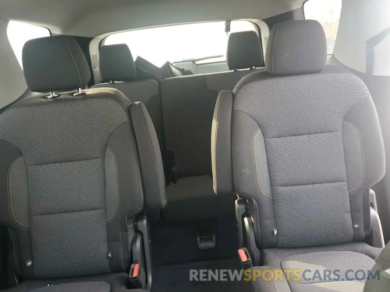 10 Фотография поврежденного автомобиля 1GNERGKW9MJ253055 CHEVROLET TRAVERSE 2021