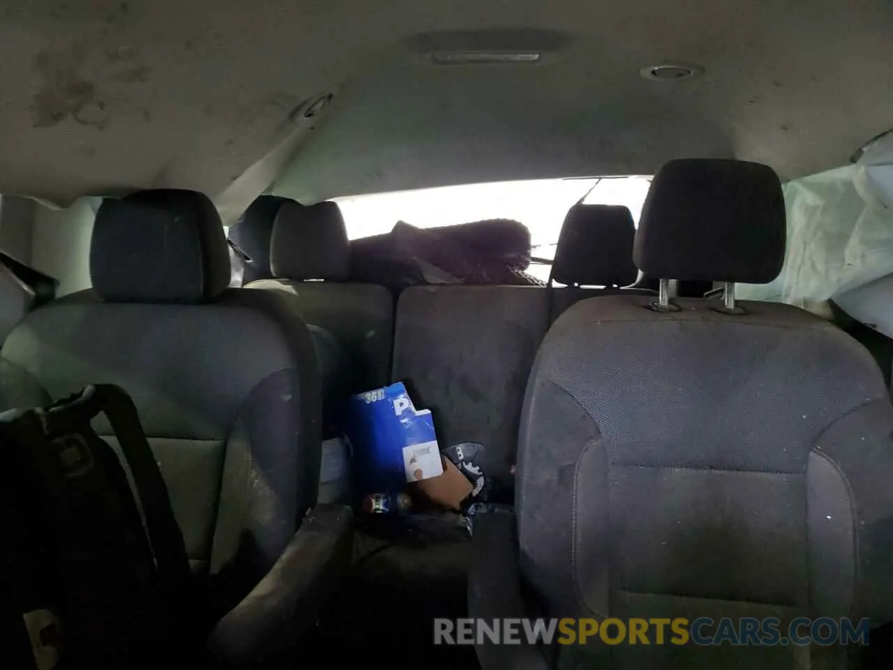 10 Фотография поврежденного автомобиля 1GNERGKWXMJ105447 CHEVROLET TRAVERSE 2021
