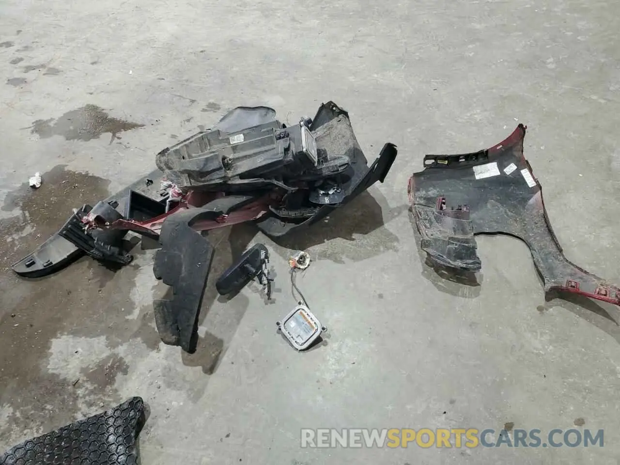 13 Фотография поврежденного автомобиля 1GNERGKWXMJ105447 CHEVROLET TRAVERSE 2021