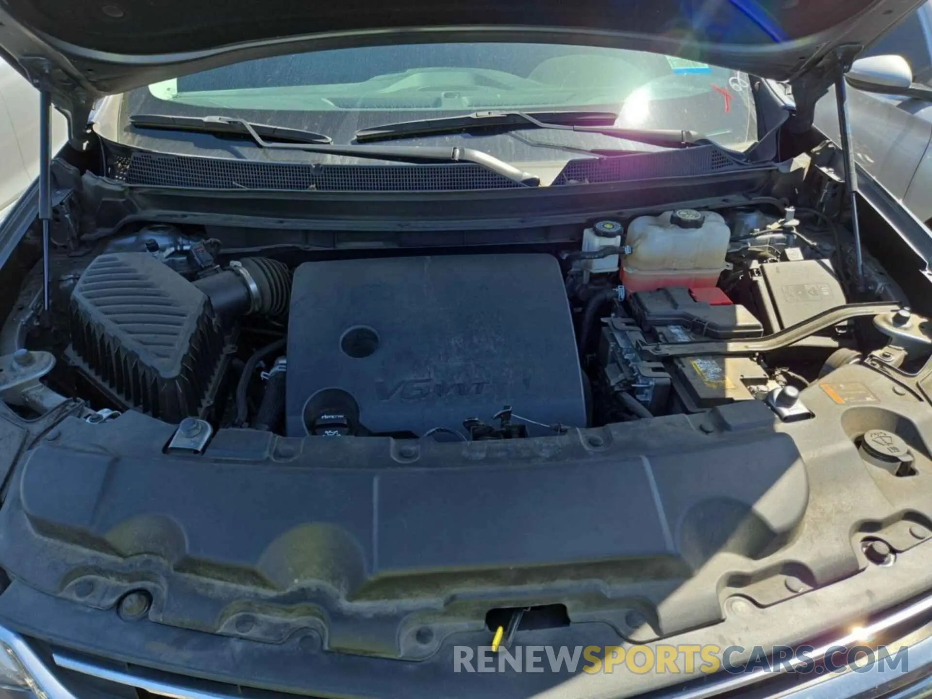 33 Photograph of a damaged car 1GNERHKW0MJ186979 CHEVROLET TRAVERSE 2021
