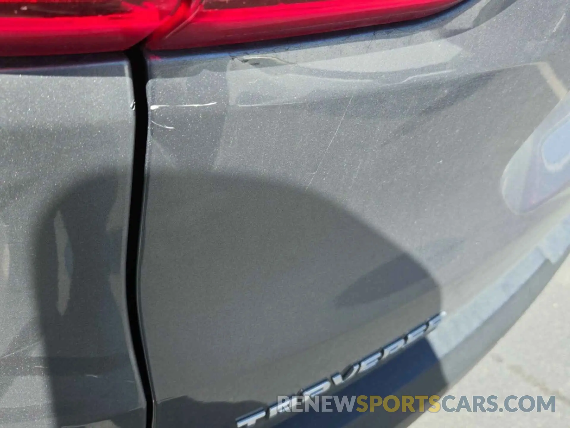 5 Photograph of a damaged car 1GNERHKW0MJ186979 CHEVROLET TRAVERSE 2021