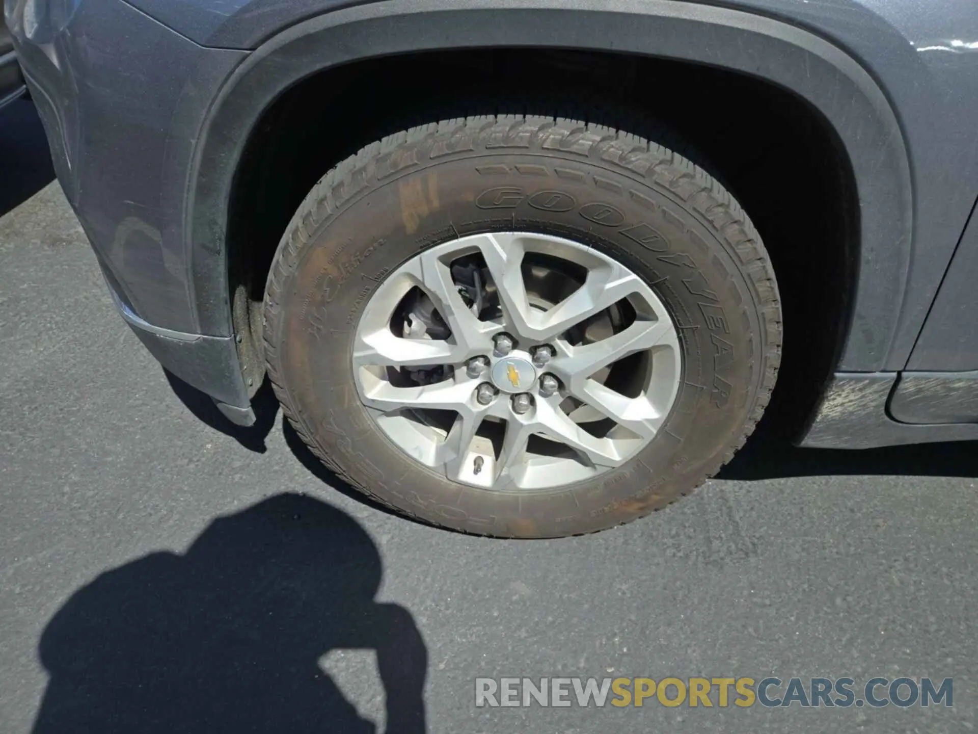 8 Photograph of a damaged car 1GNERHKW0MJ186979 CHEVROLET TRAVERSE 2021