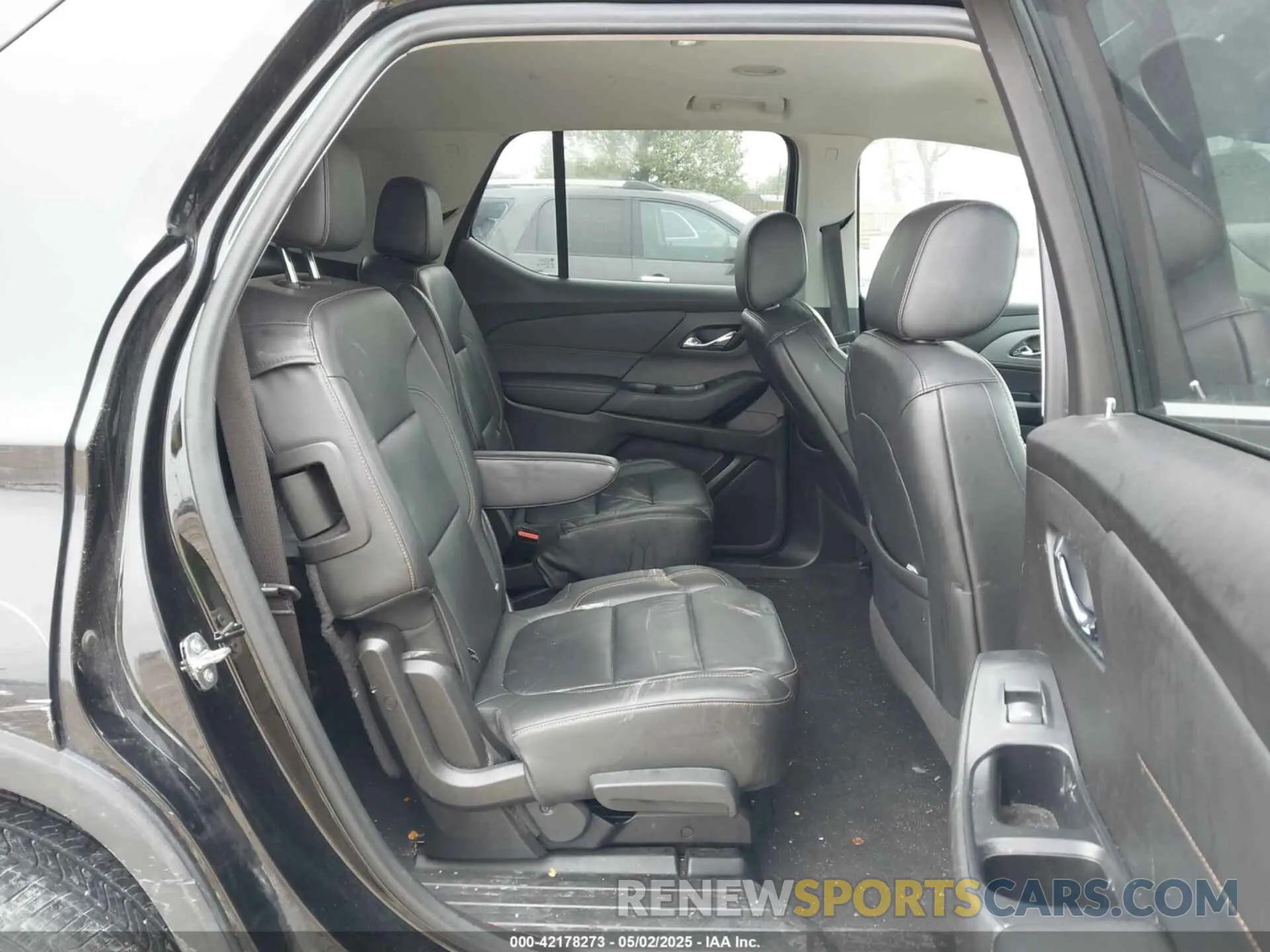 8 Photograph of a damaged car 1GNERHKW0MJ218426 CHEVROLET TRAVERSE 2021