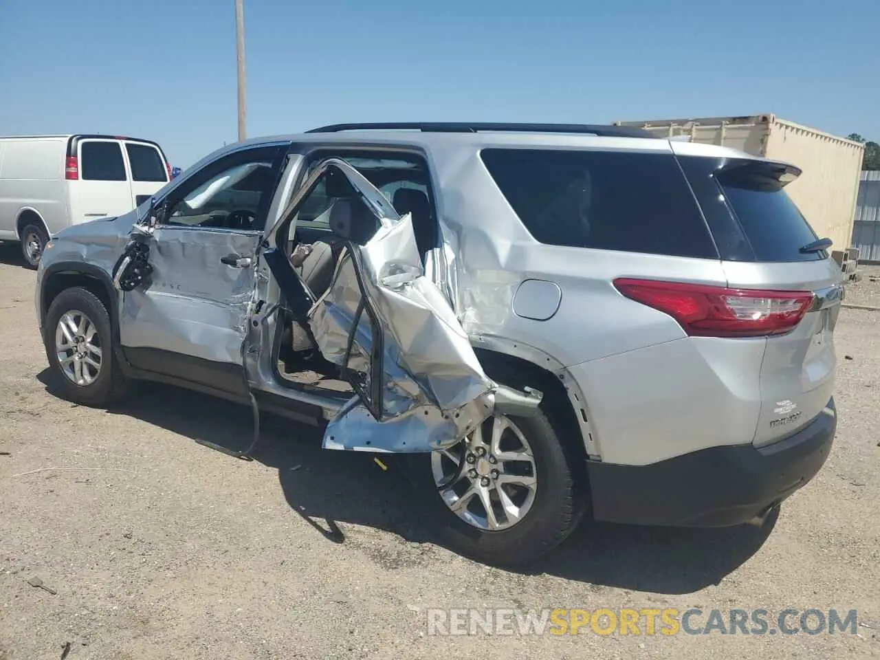 2 Фотография поврежденного автомобиля 1GNERHKW1MJ105052 CHEVROLET TRAVERSE 2021