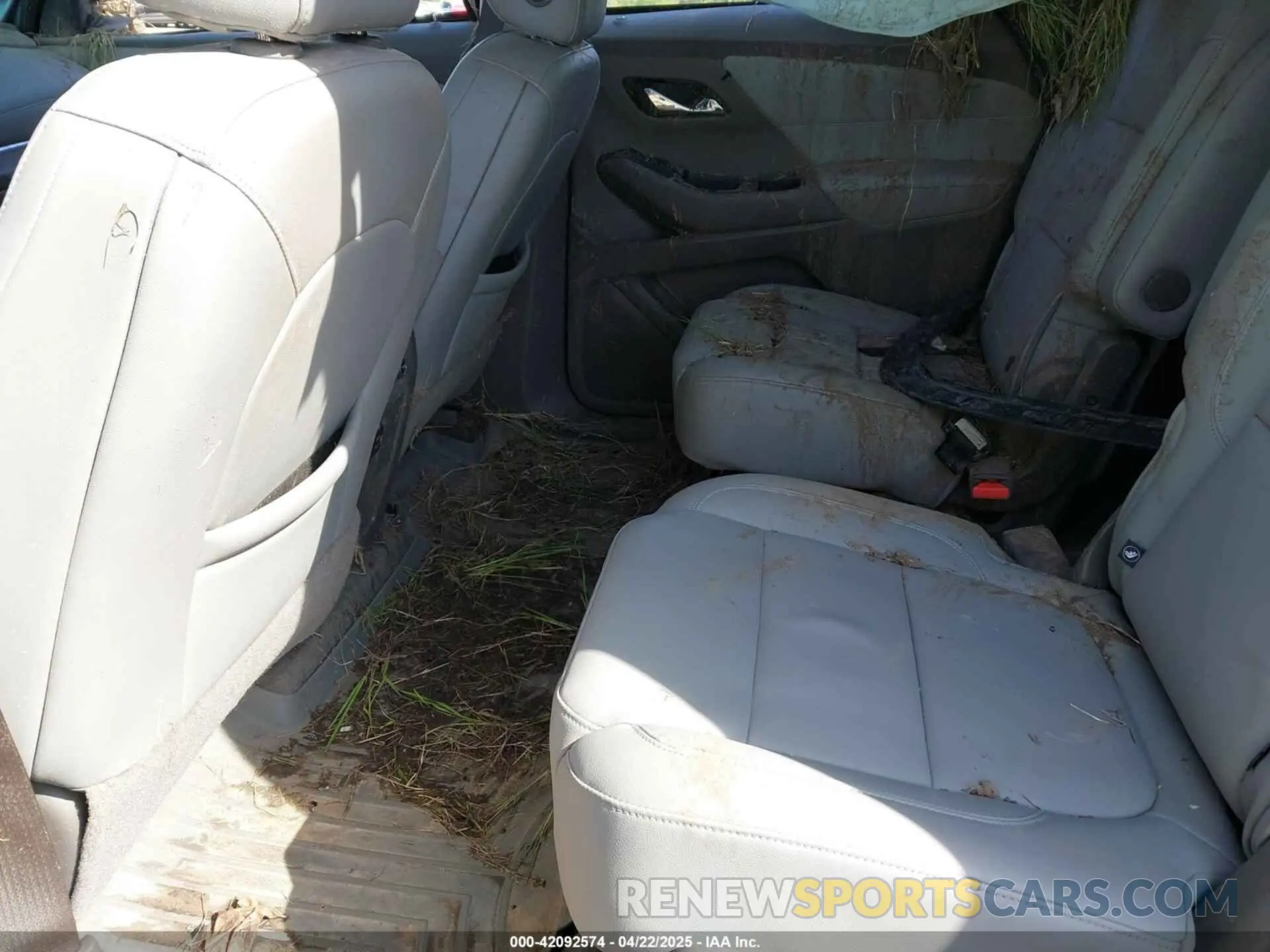 8 Фотография поврежденного автомобиля 1GNERHKW2MJ111197 CHEVROLET TRAVERSE 2021