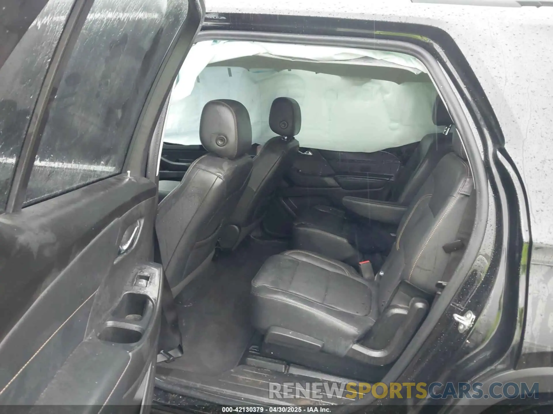8 Фотография поврежденного автомобиля 1GNERHKW2MJ248477 CHEVROLET TRAVERSE 2021